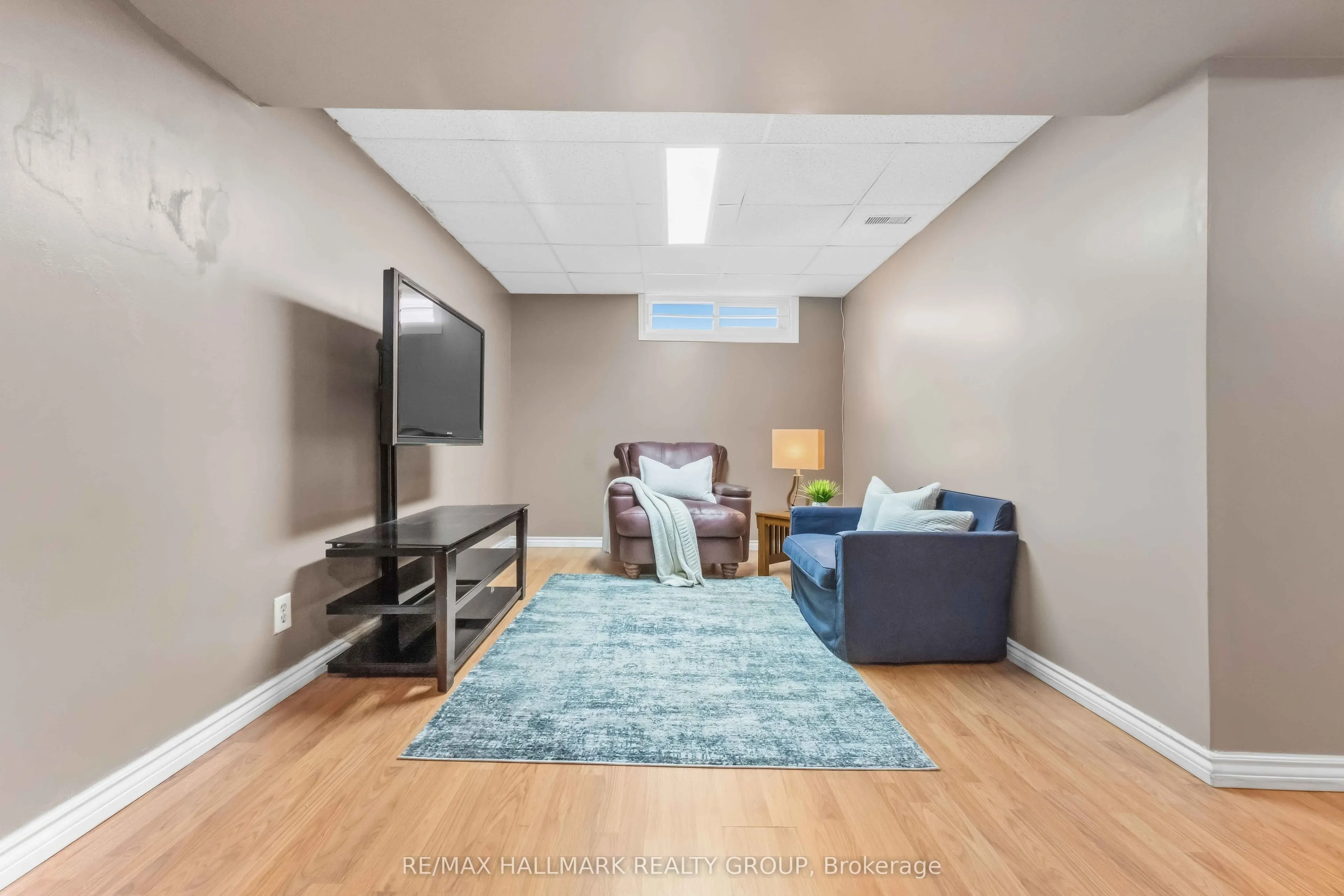 2053 ROLLING BROOK Drive