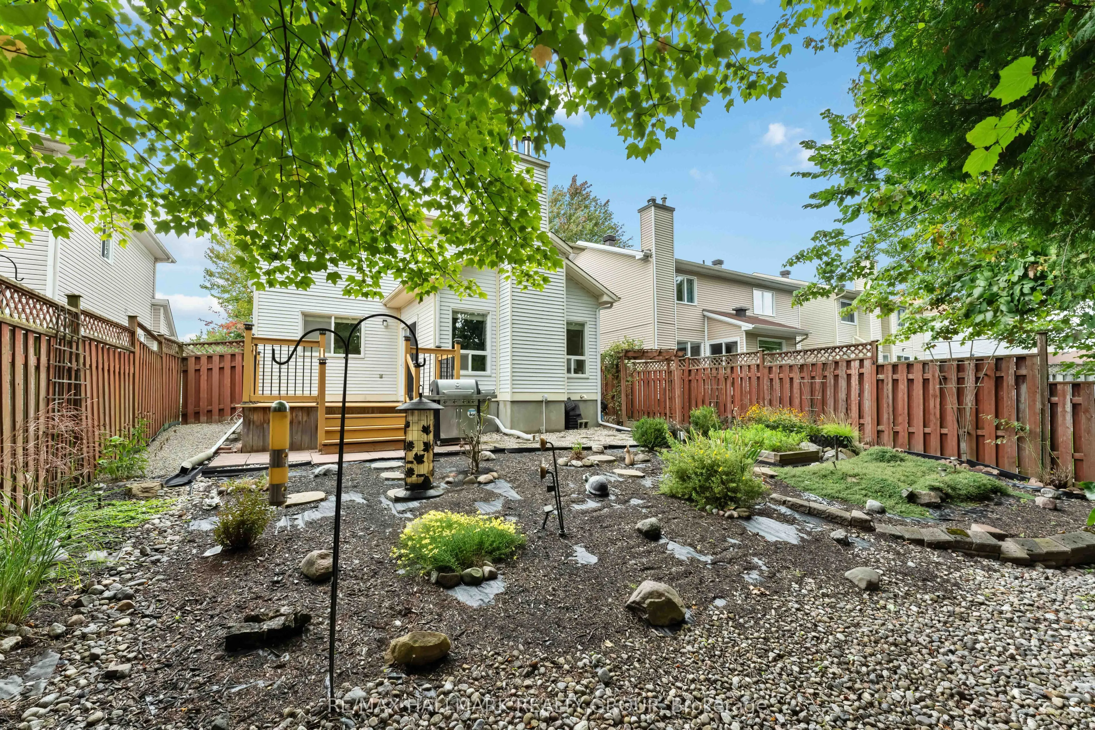 2053 ROLLING BROOK Drive
