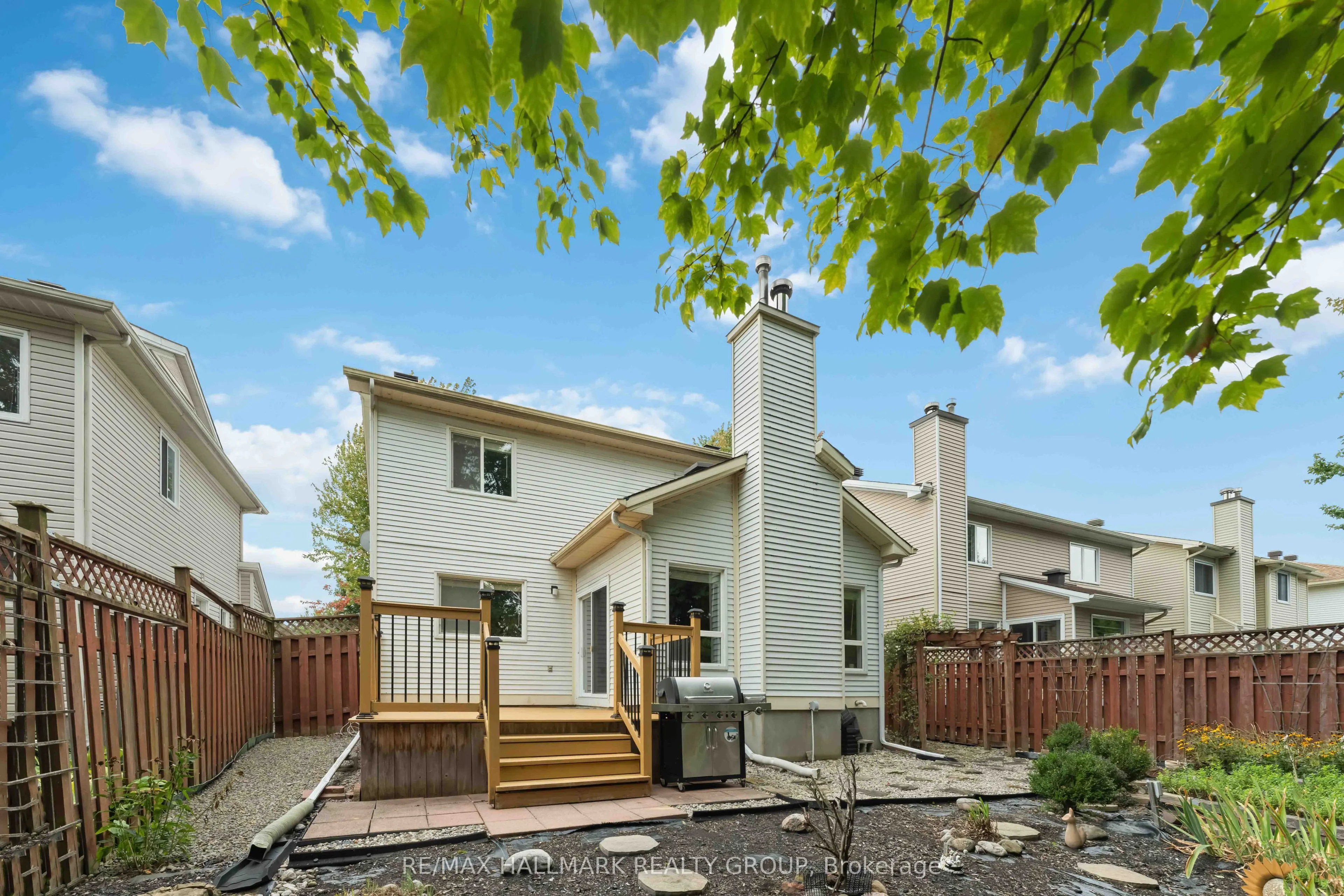 2053 ROLLING BROOK Drive