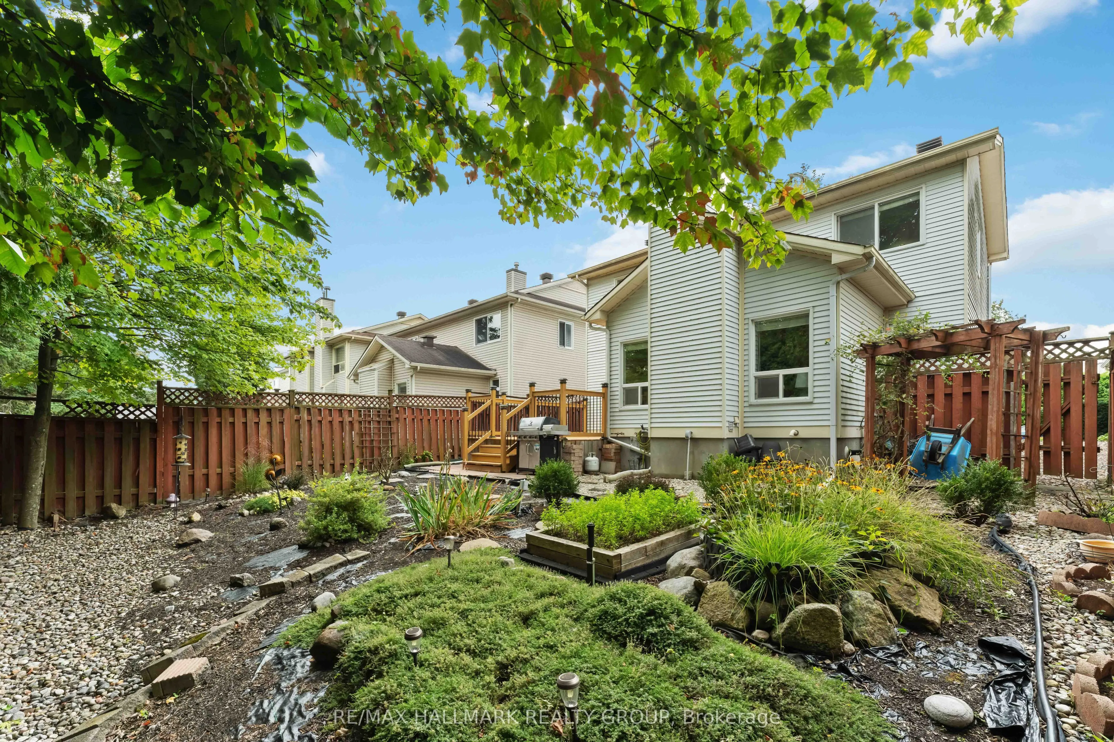 2053 ROLLING BROOK Drive
