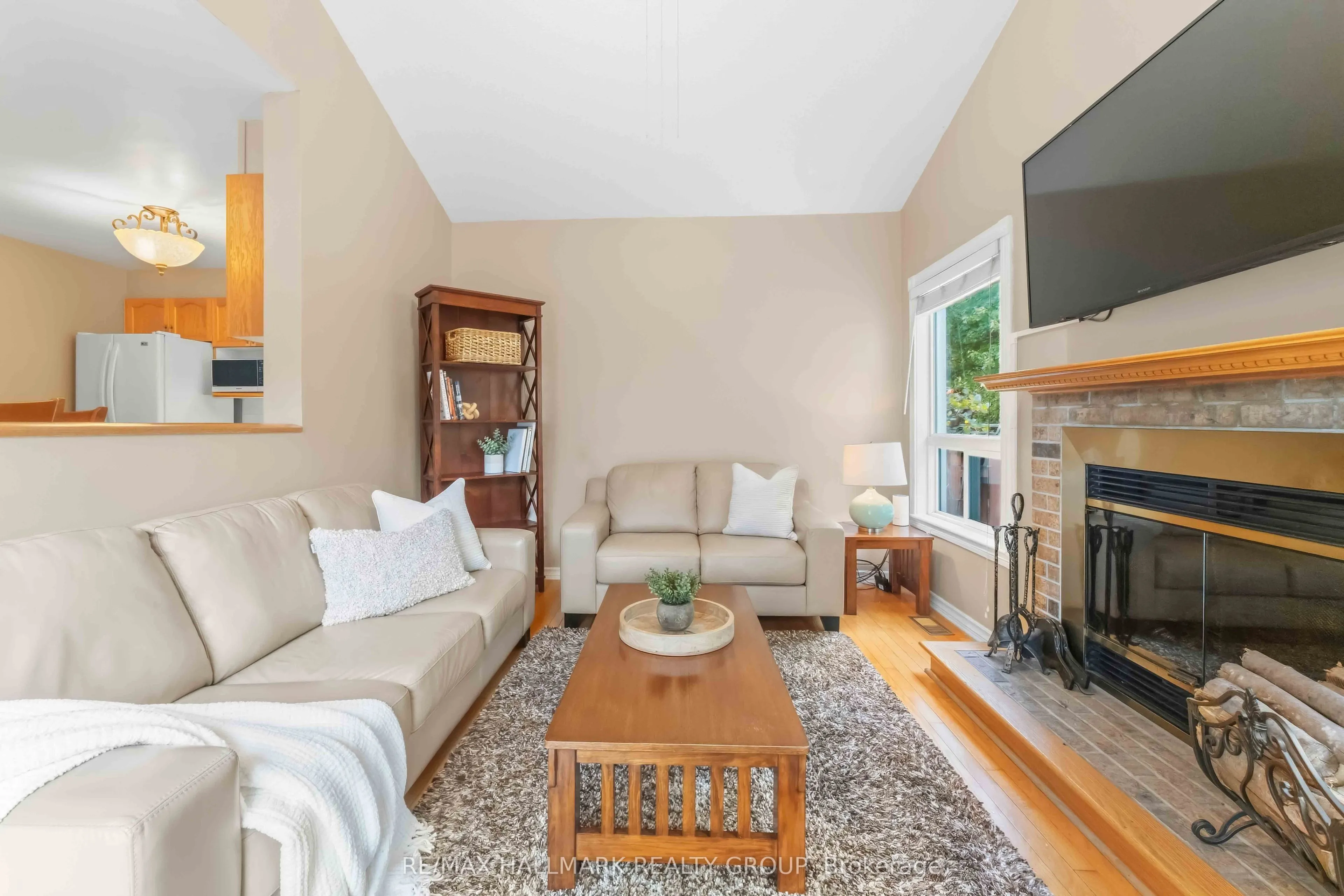 2053 ROLLING BROOK Drive