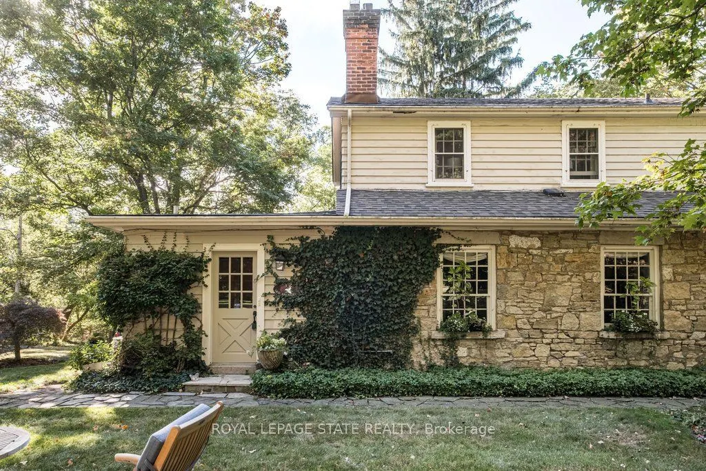 12 Old Ancaster Road