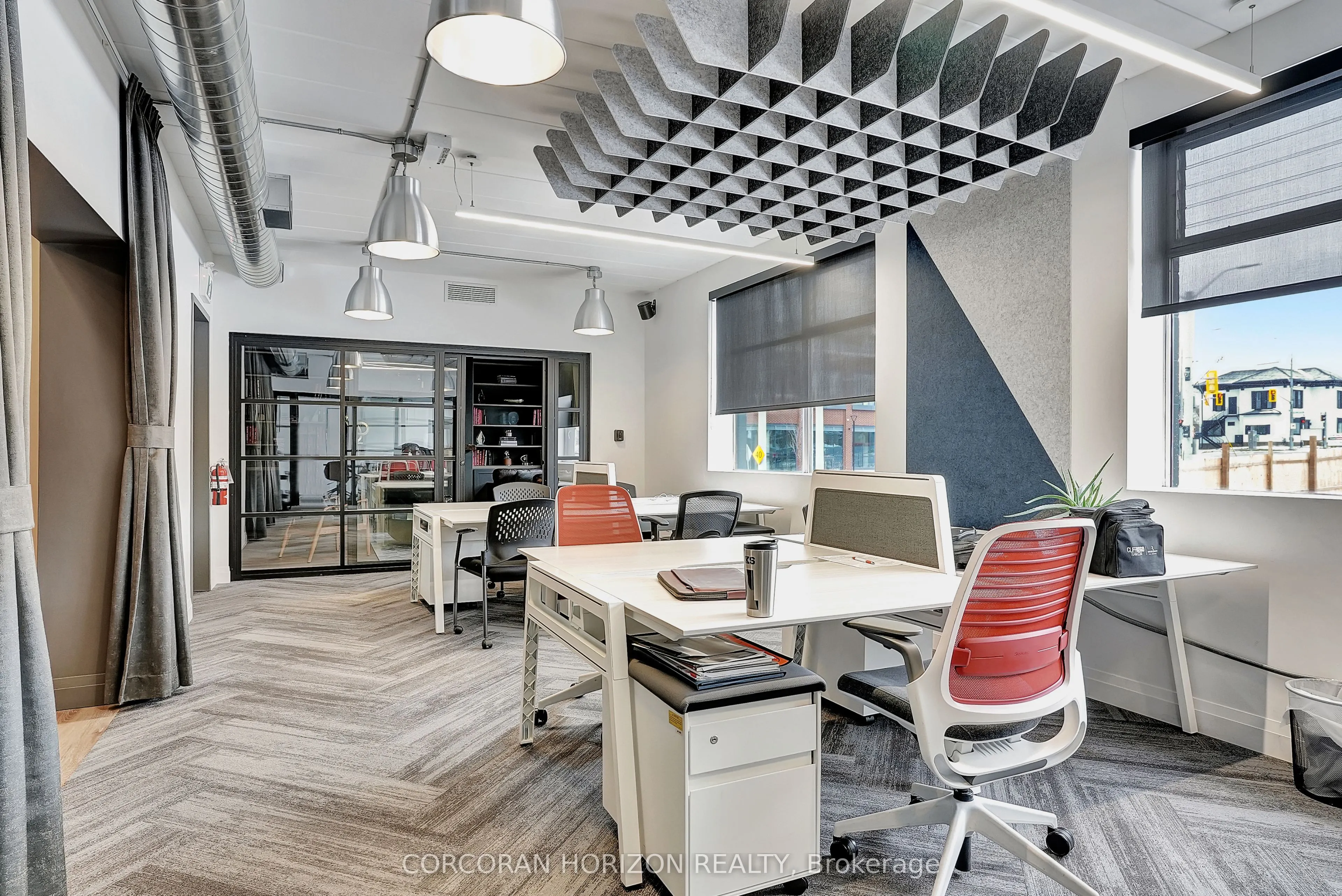 618 King Street W