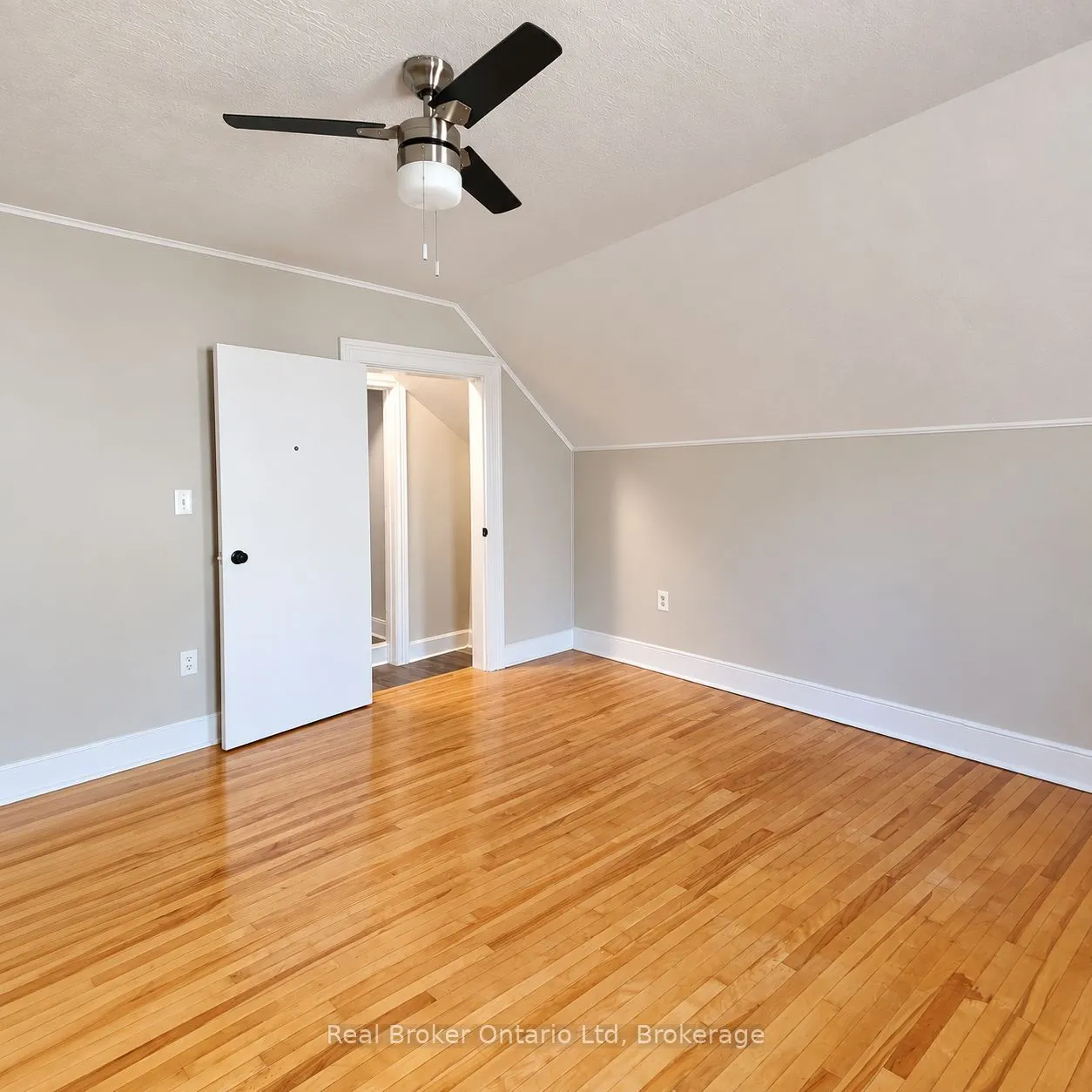 1154 4th Avenue E #2