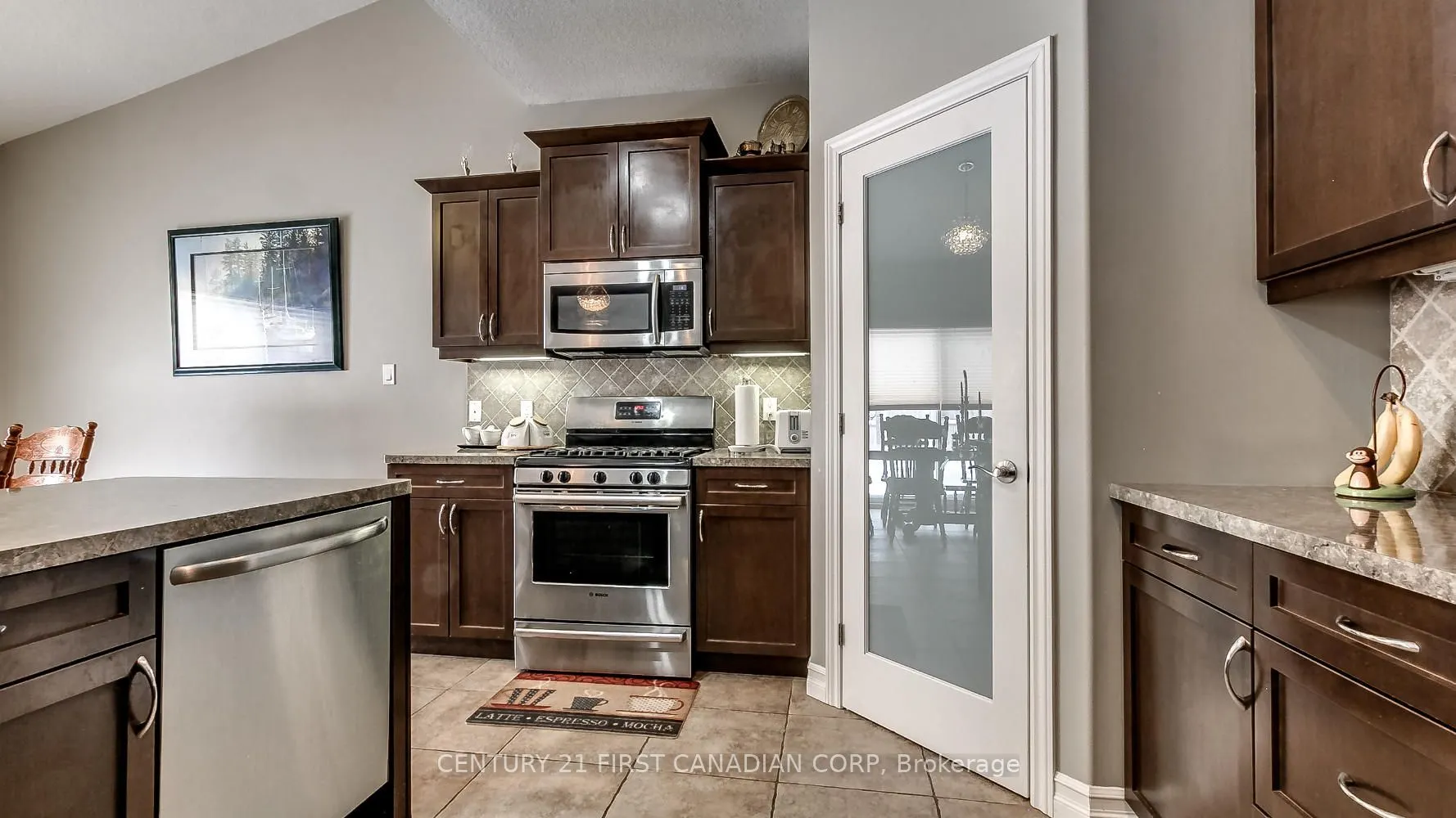 2746 Bateman Trail