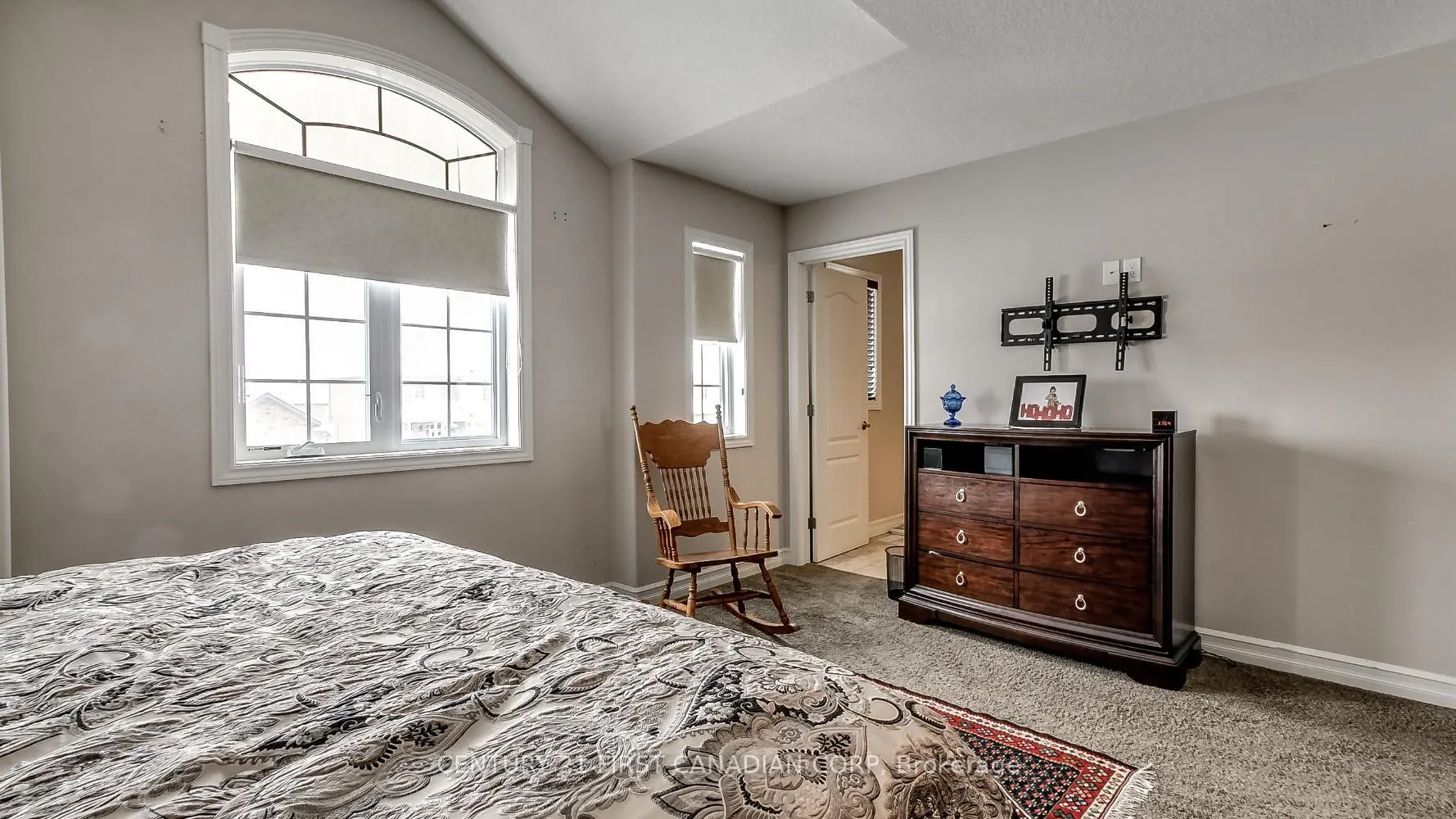 2746 Bateman Trail