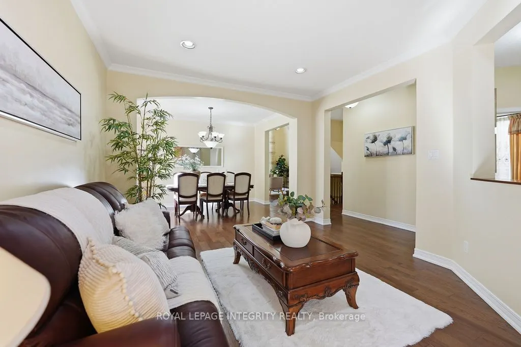 92 Maricona Way