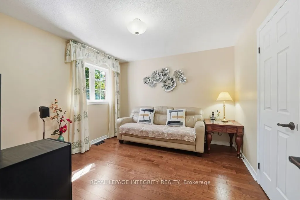 92 Maricona Way