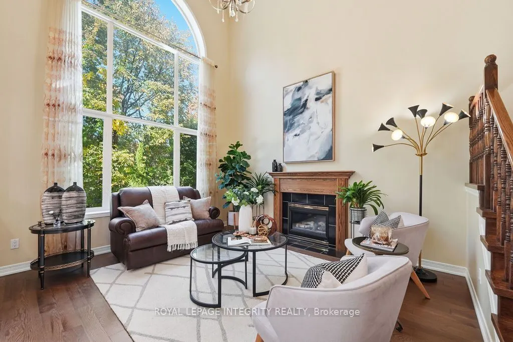 92 Maricona Way