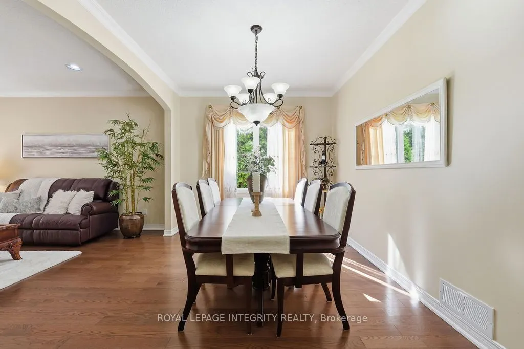 92 Maricona Way