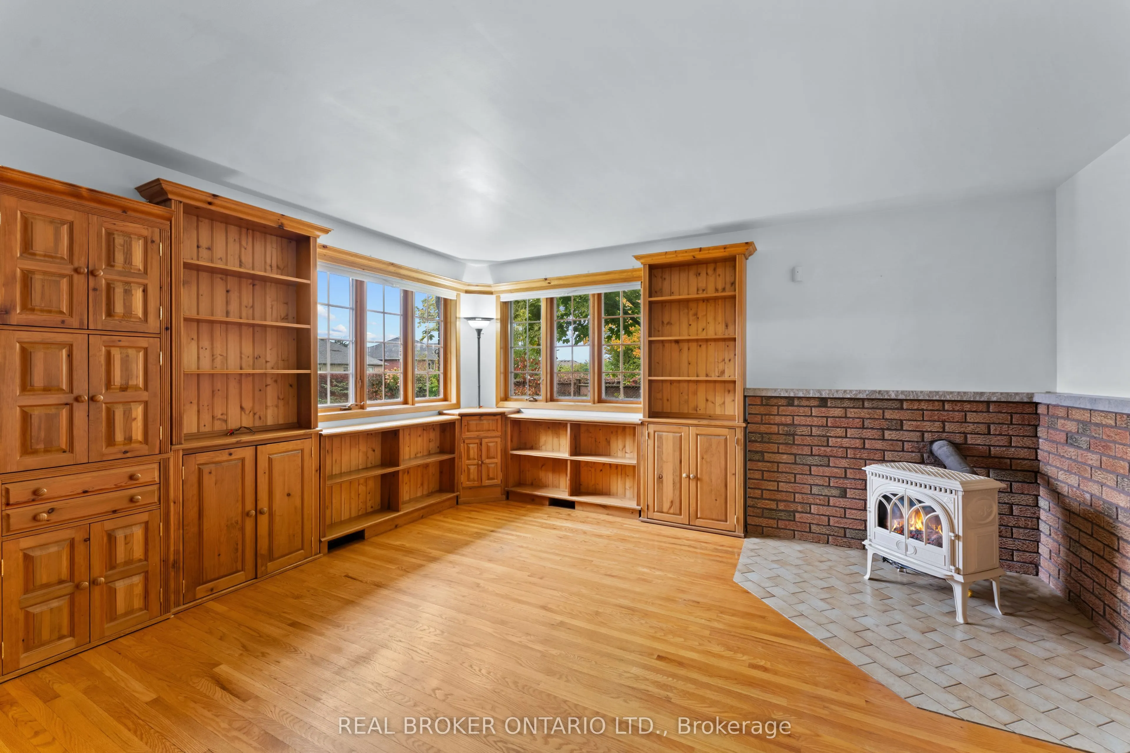 804 Pinewood Drive