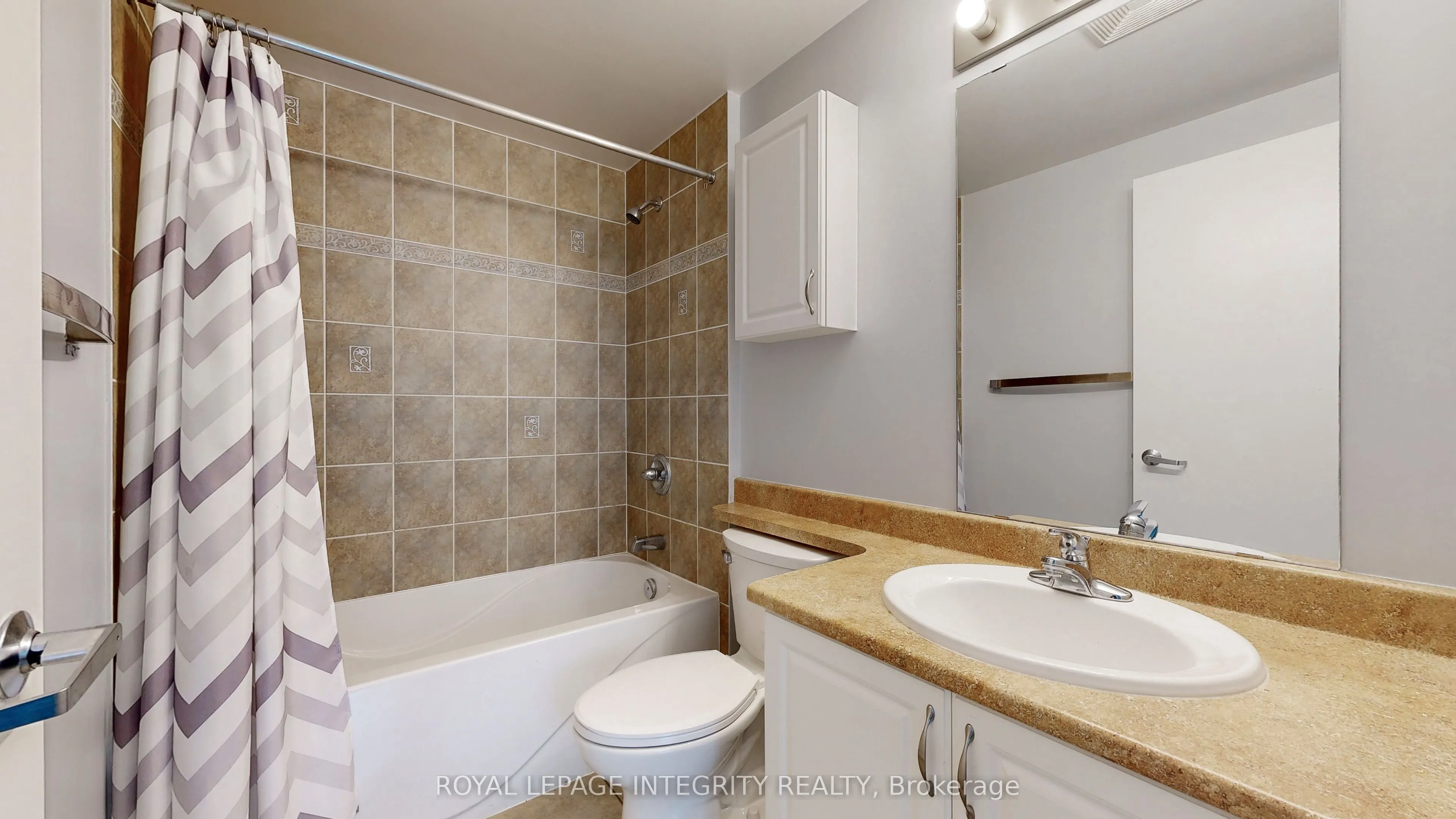 234 Rideau Street #903