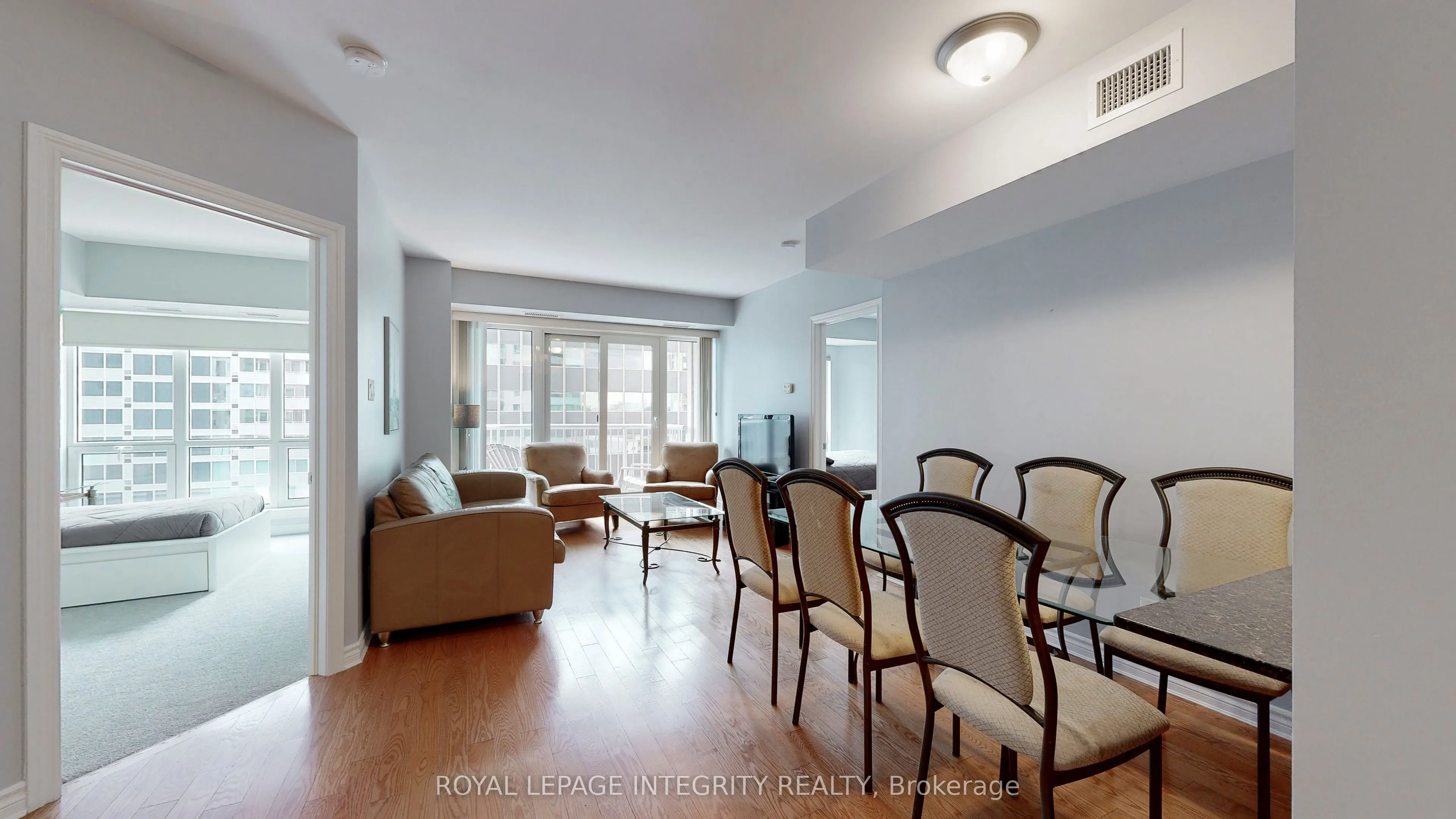 234 Rideau Street #903