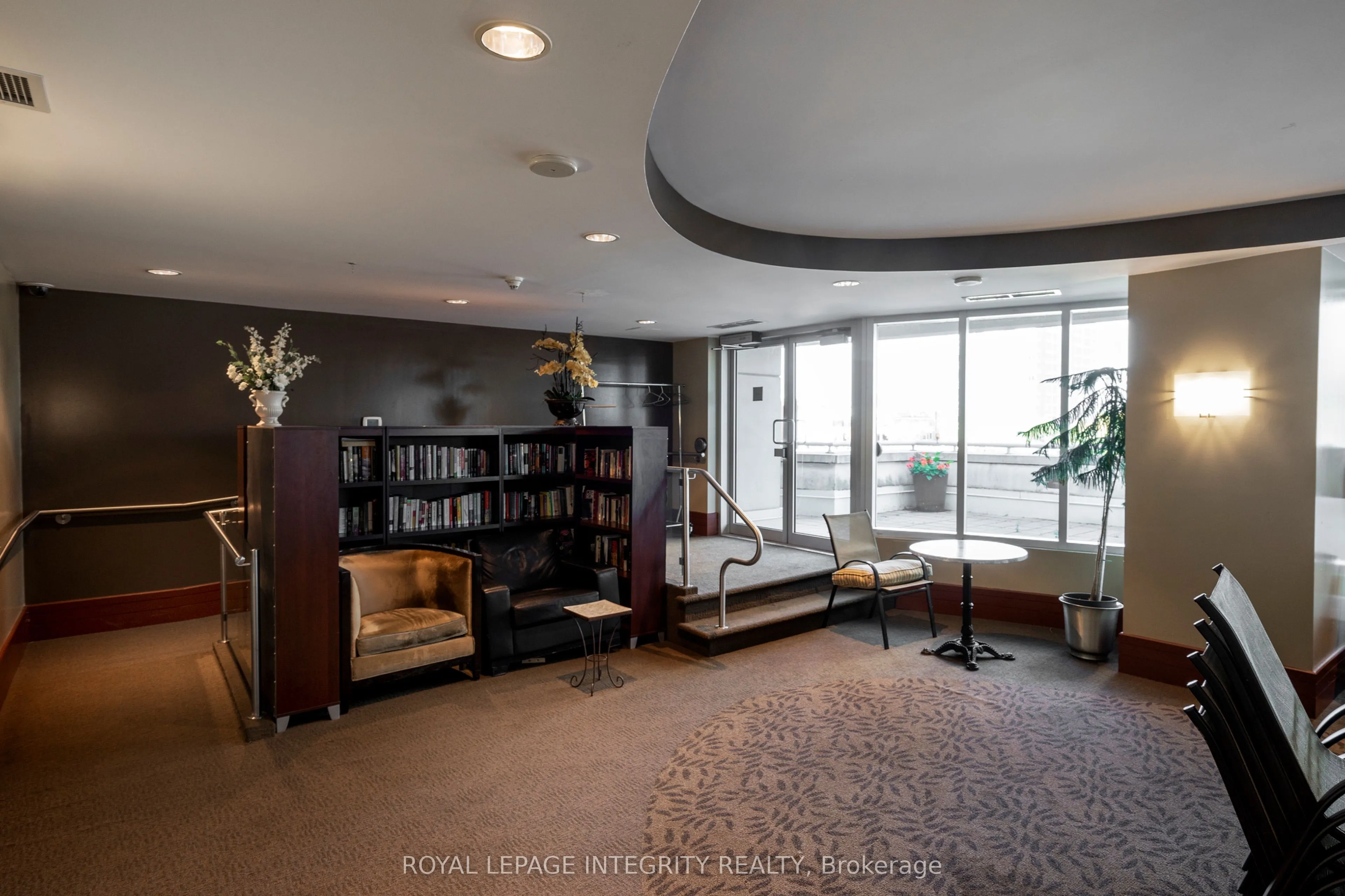 234 Rideau Street #903