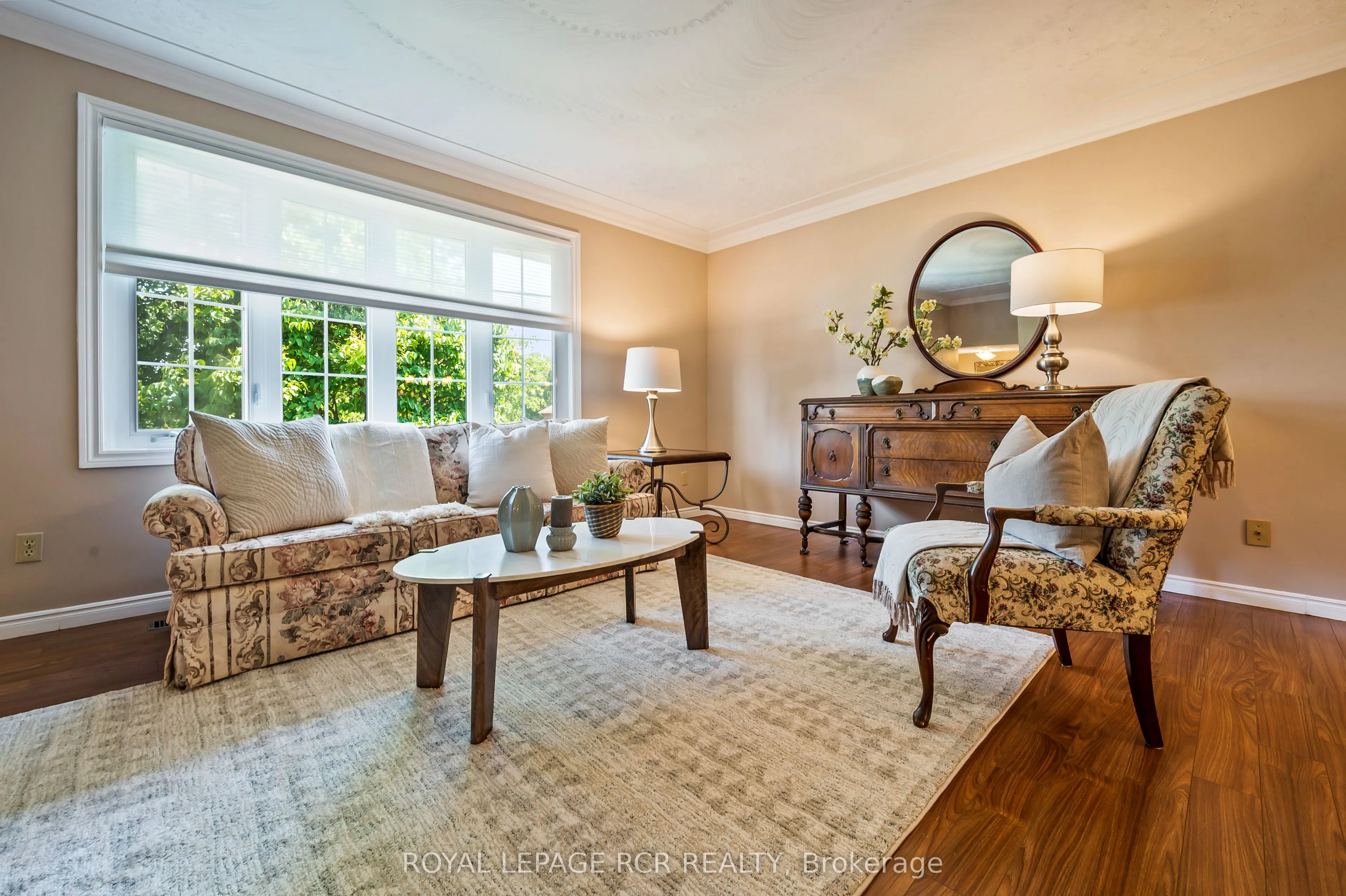 137 White Pine Crescent