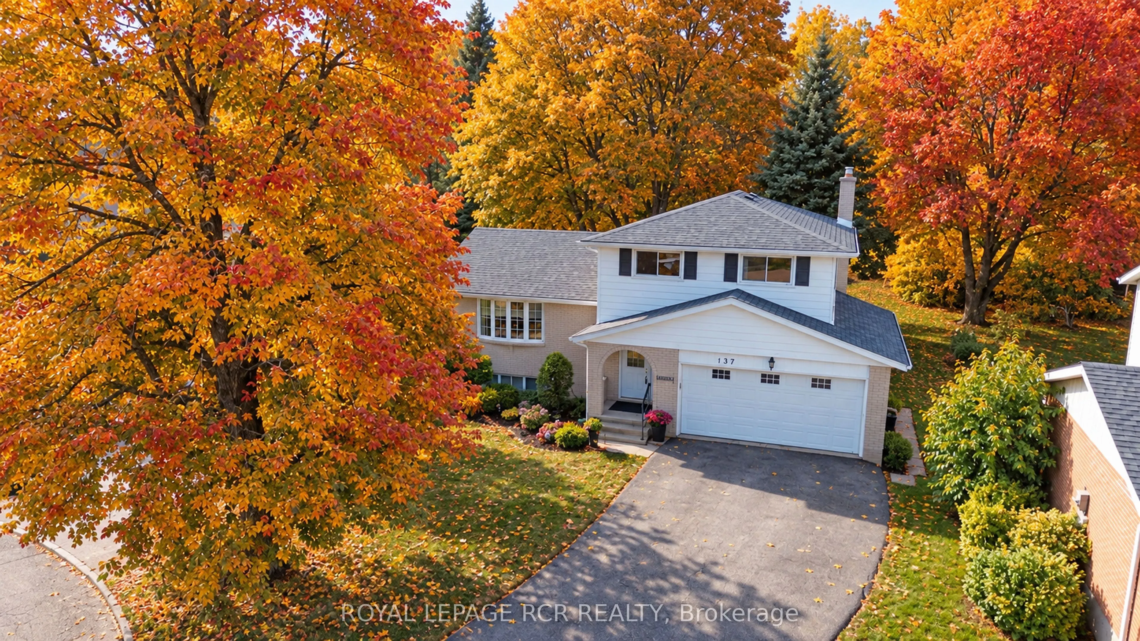 137 White Pine Crescent
