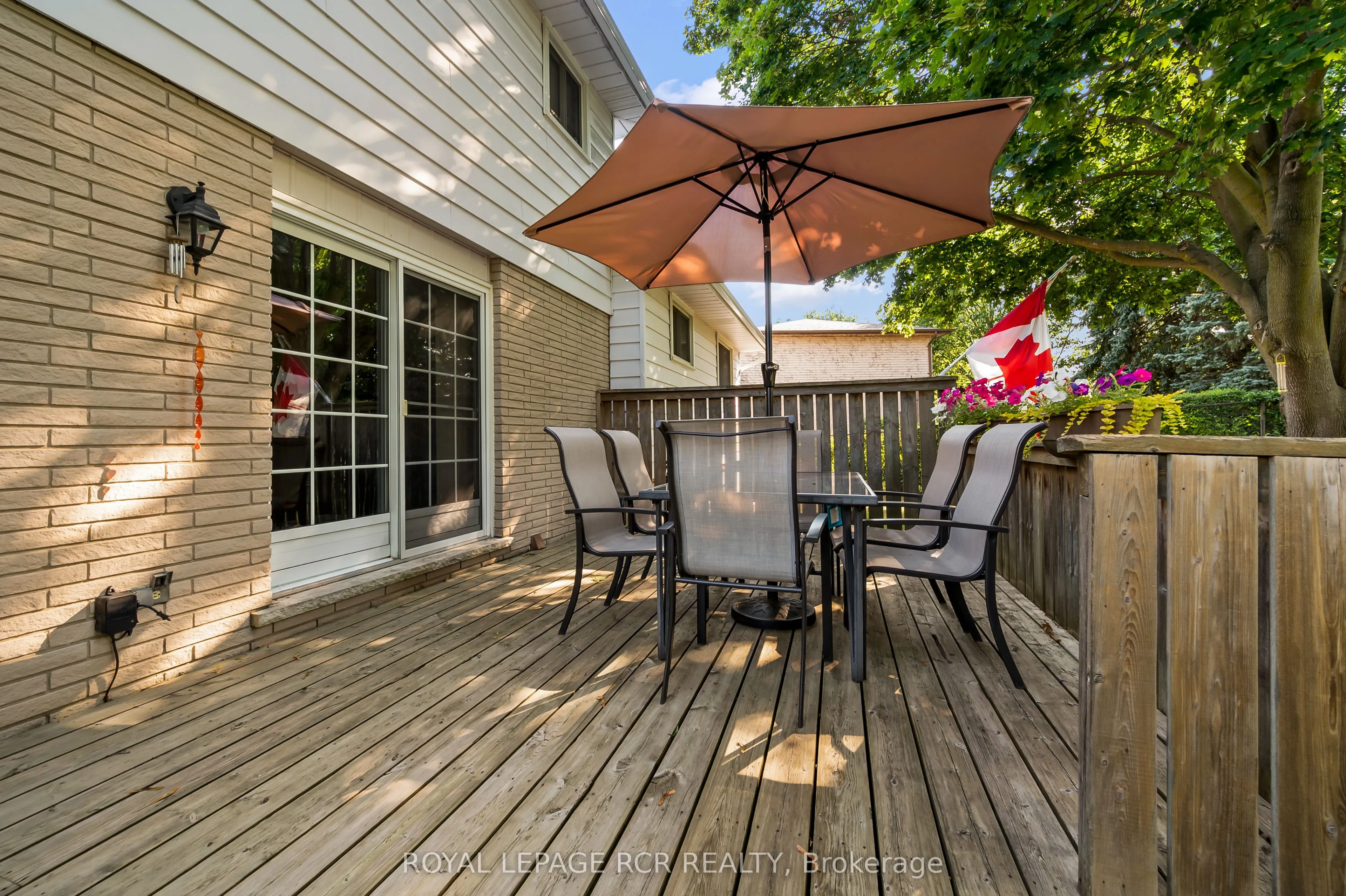 137 White Pine Crescent