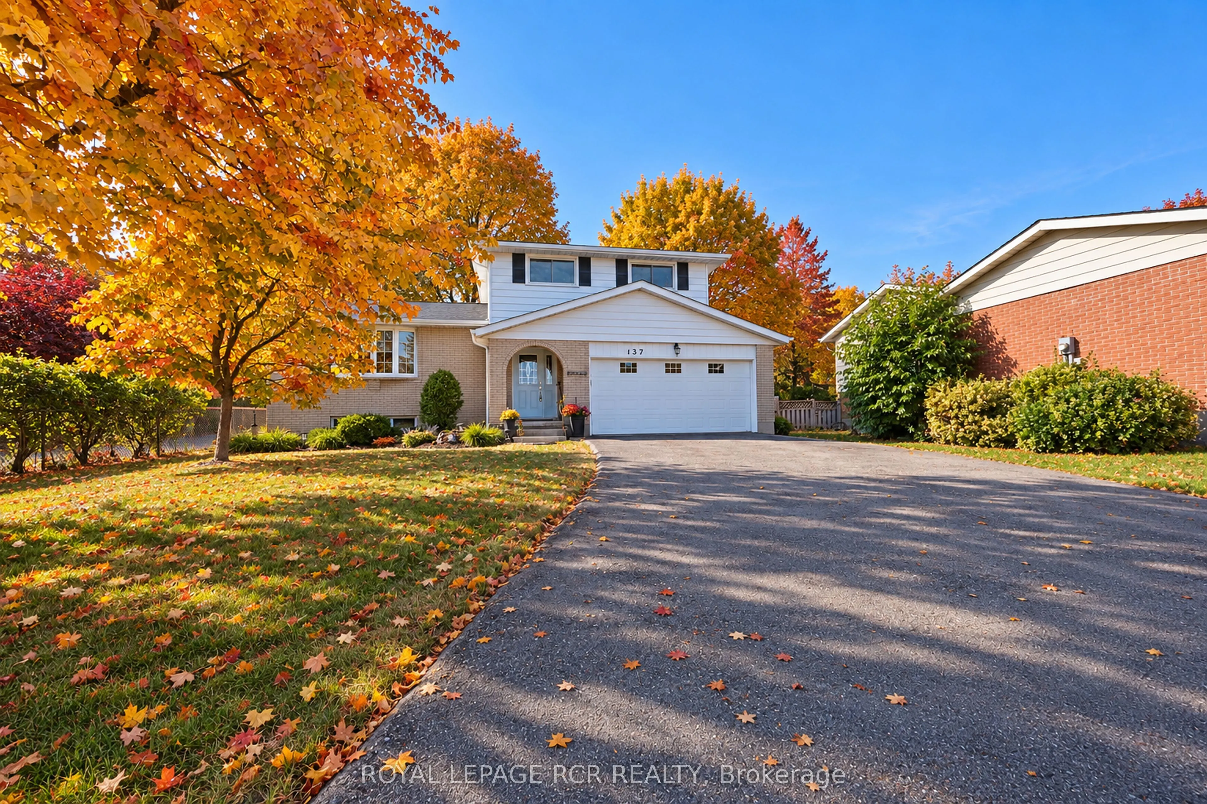 137 White Pine Crescent