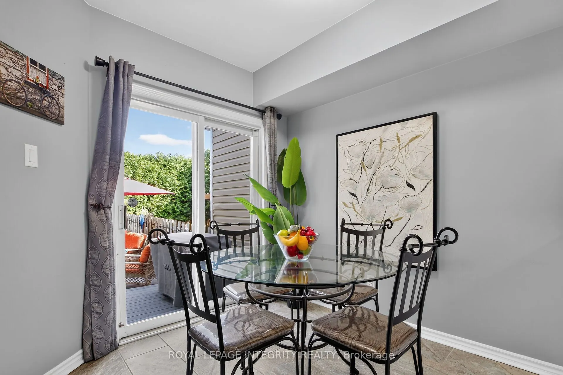 1 Chantilly Gate