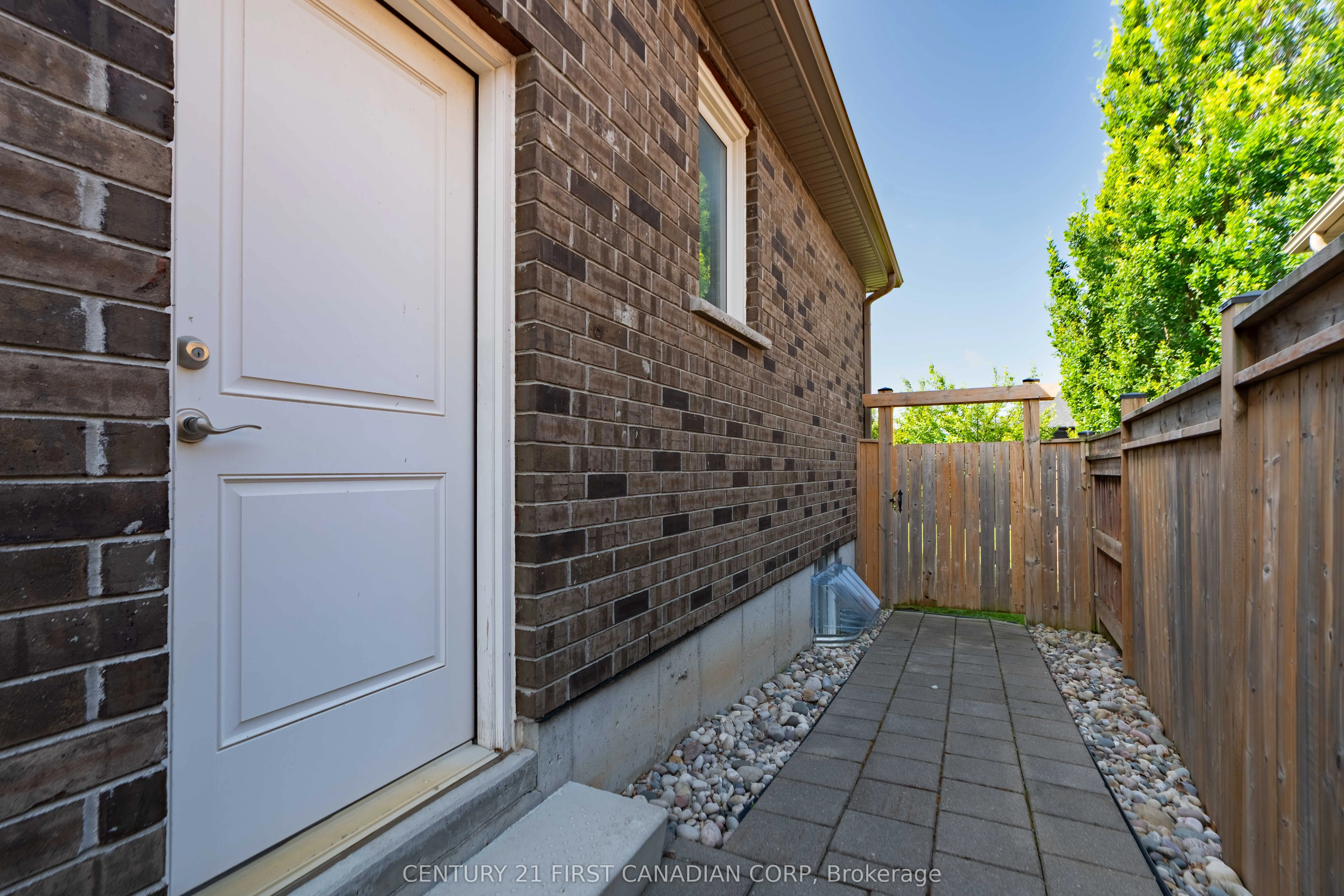155 Spencer Avenue