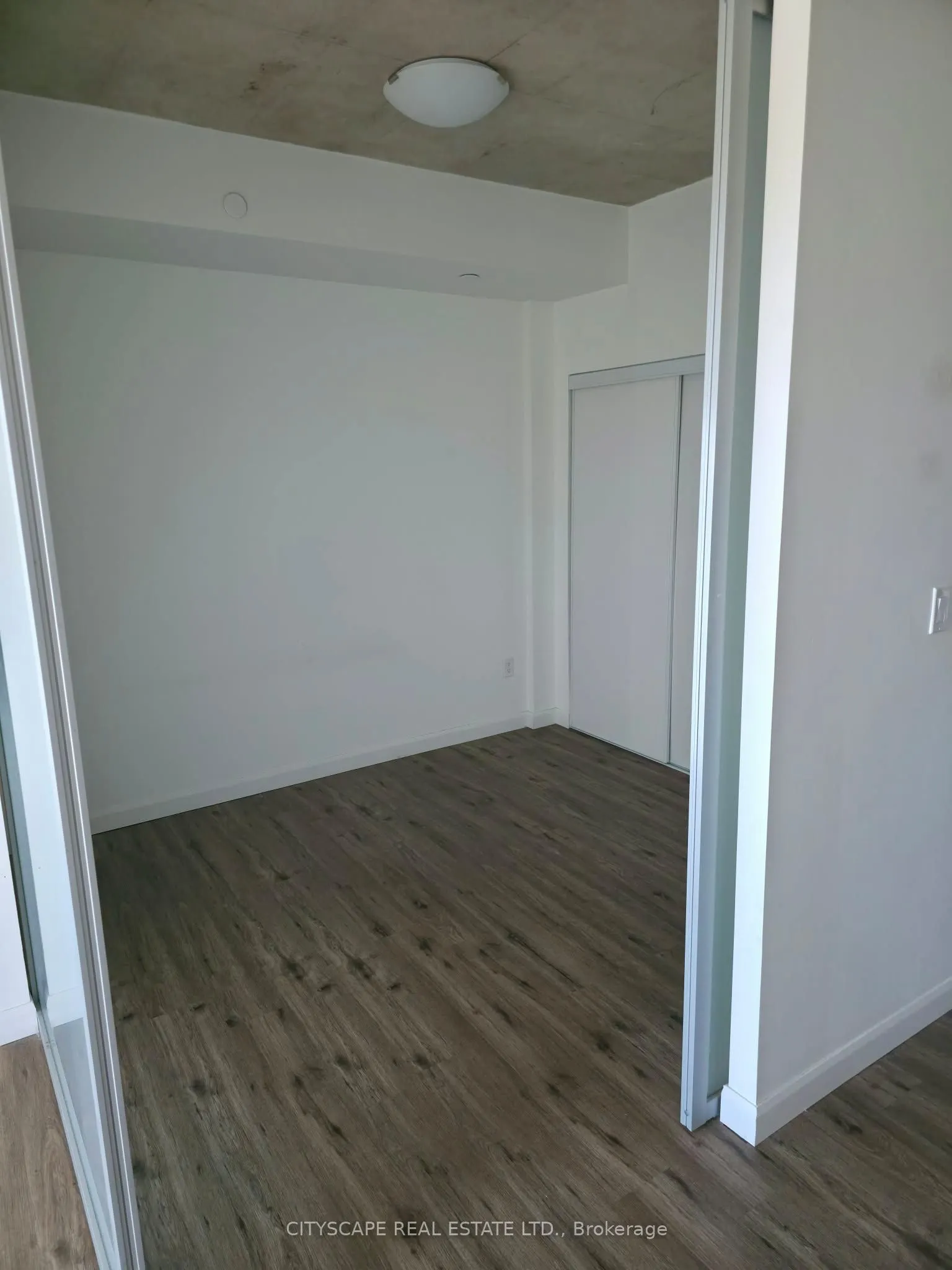 7 Erie Avenue #309