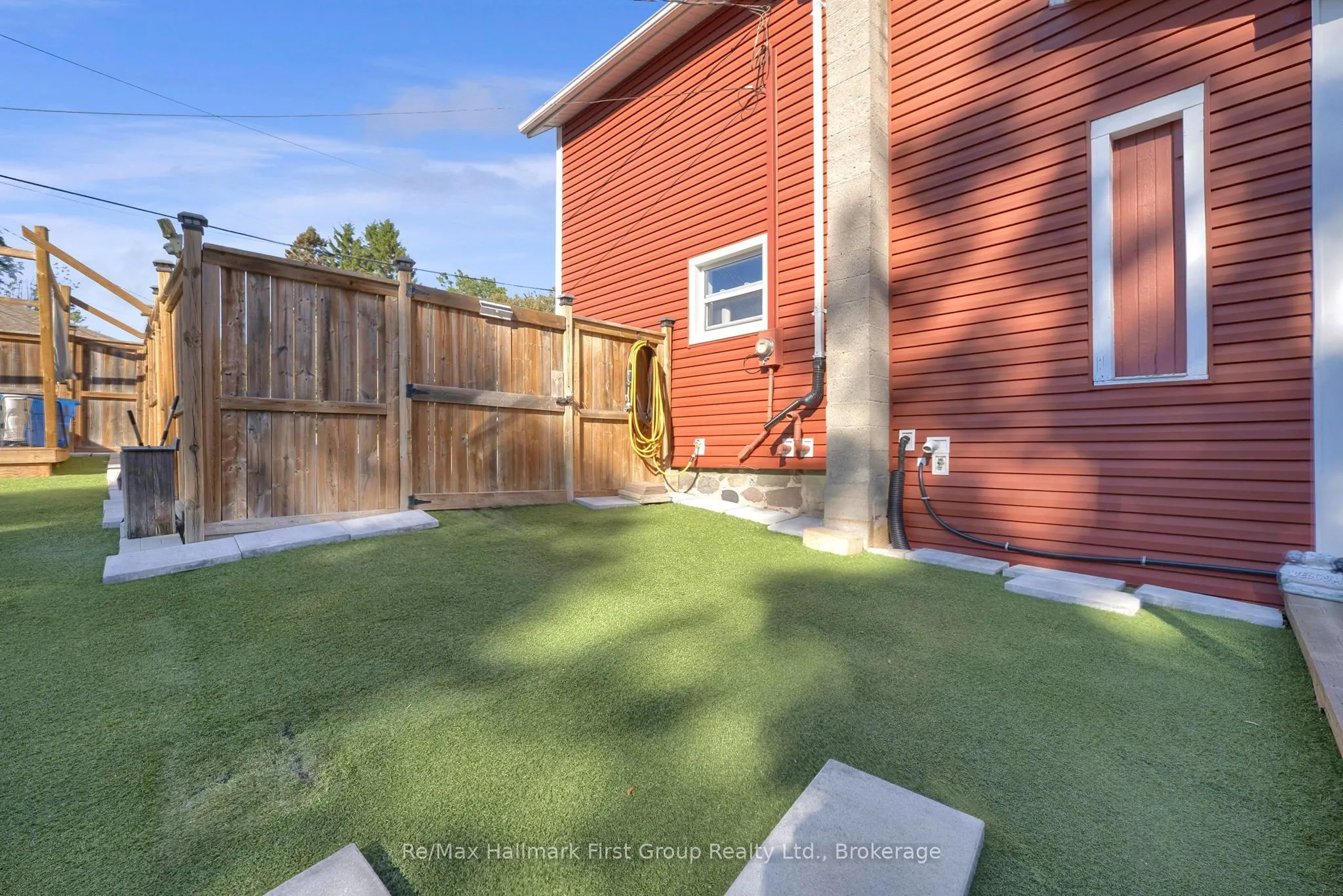 5 Elgin Street N