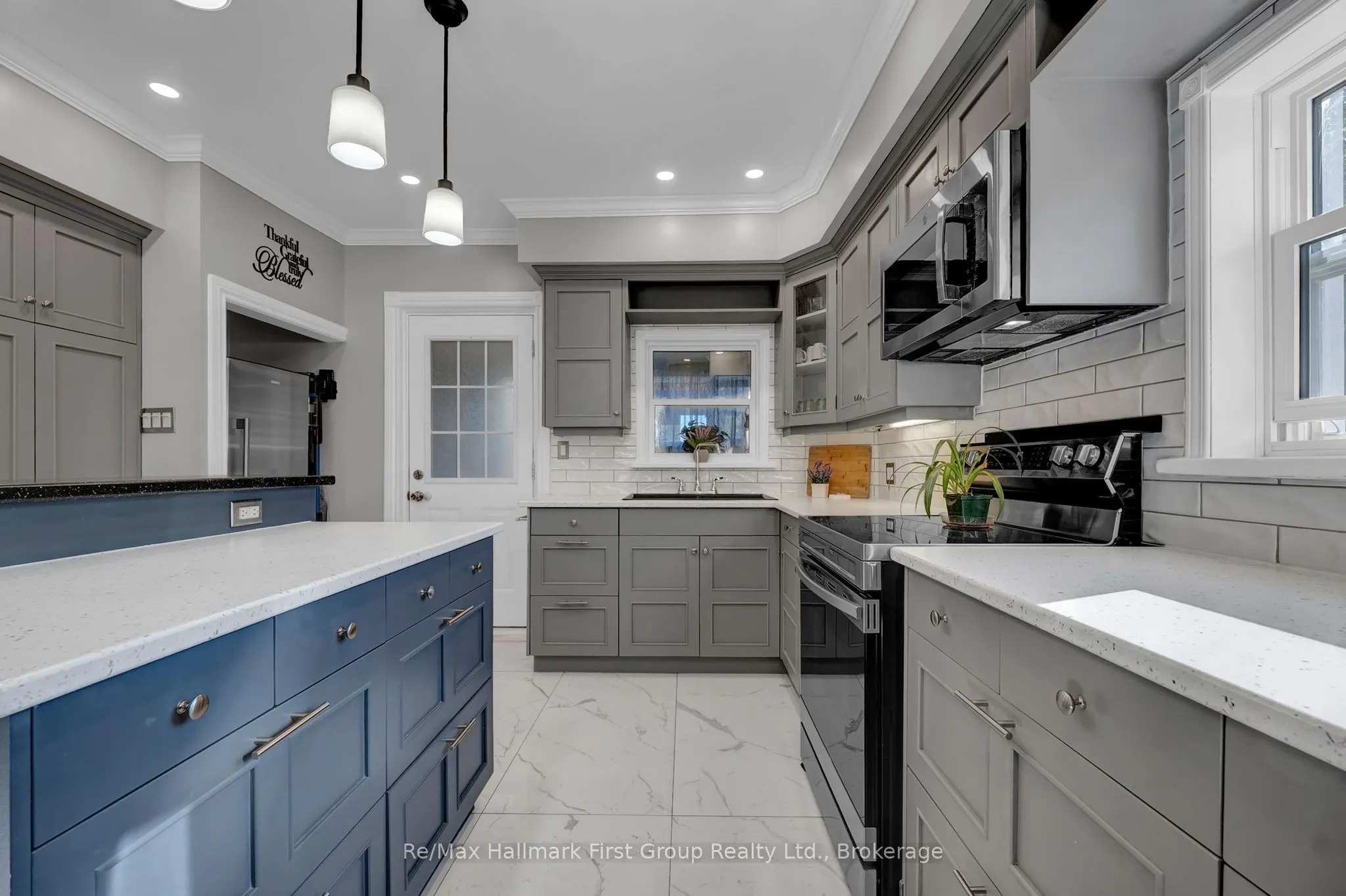 5 Elgin Street N