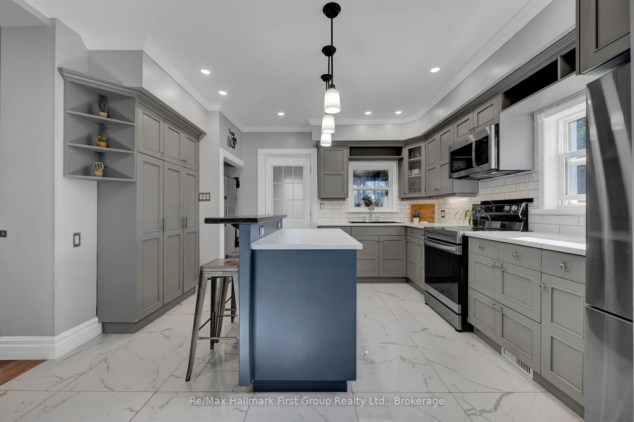 5 Elgin Street N