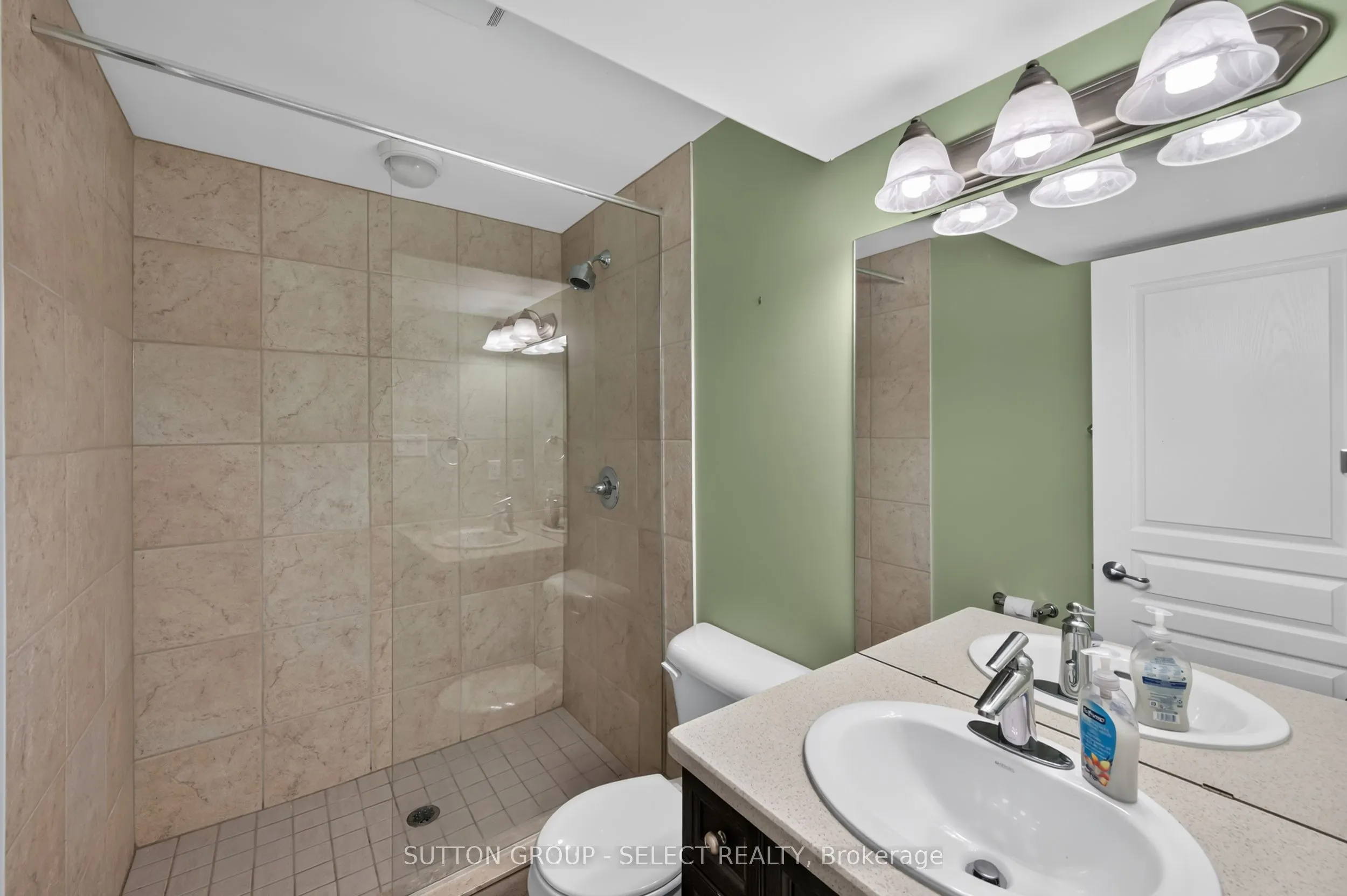 1388 Kains Woods Terrace