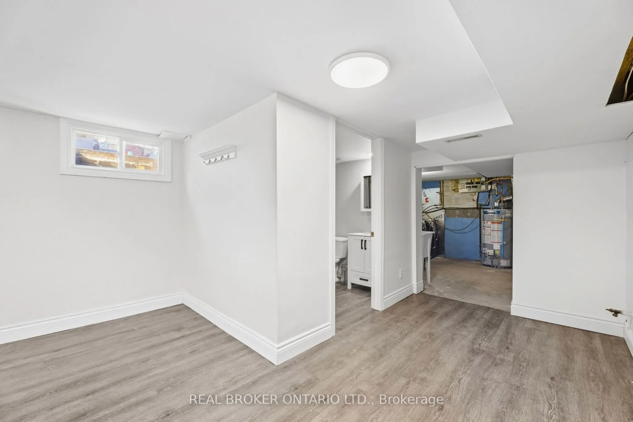 363 Lawrence Avenue