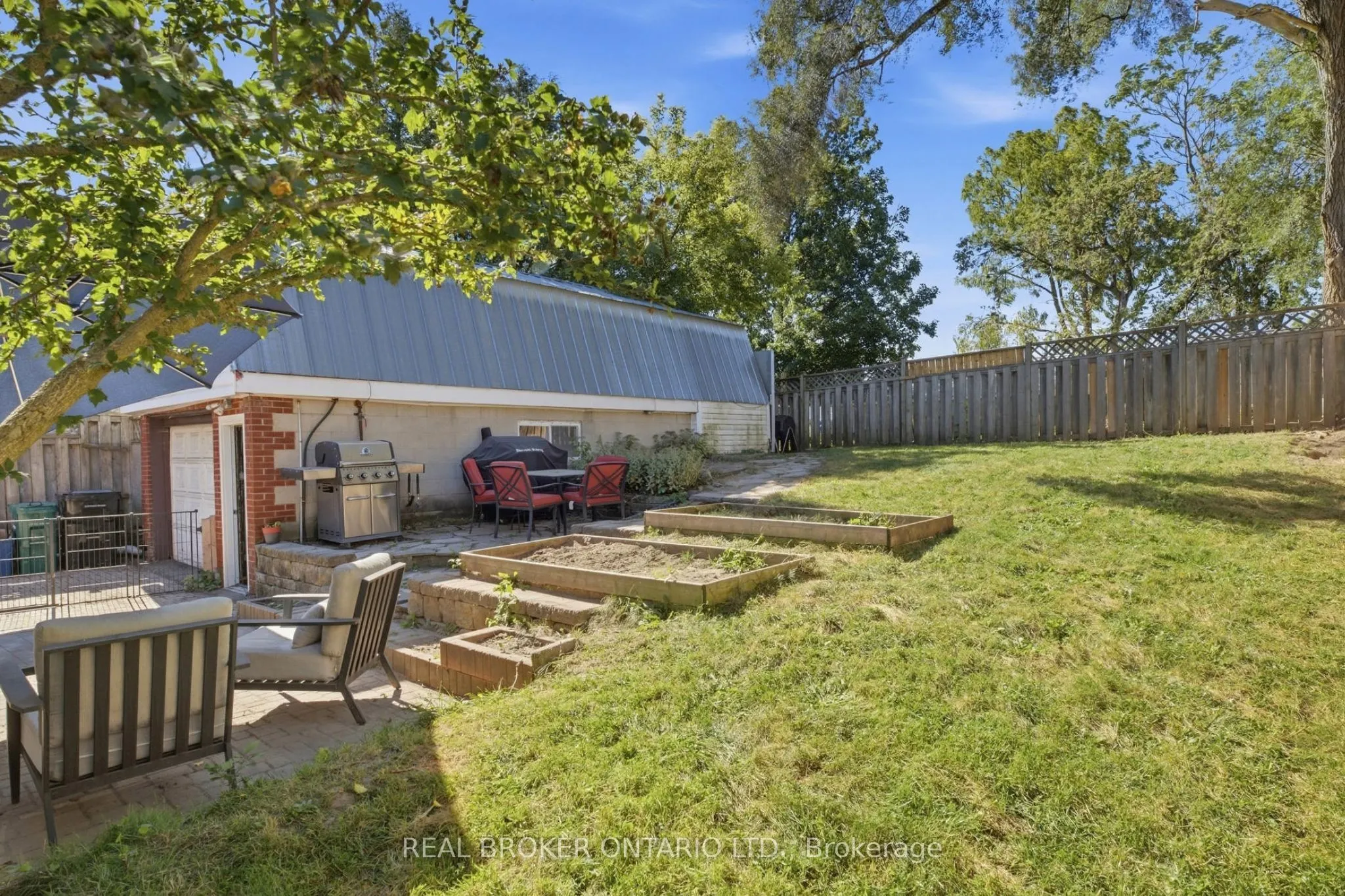 363 Lawrence Avenue