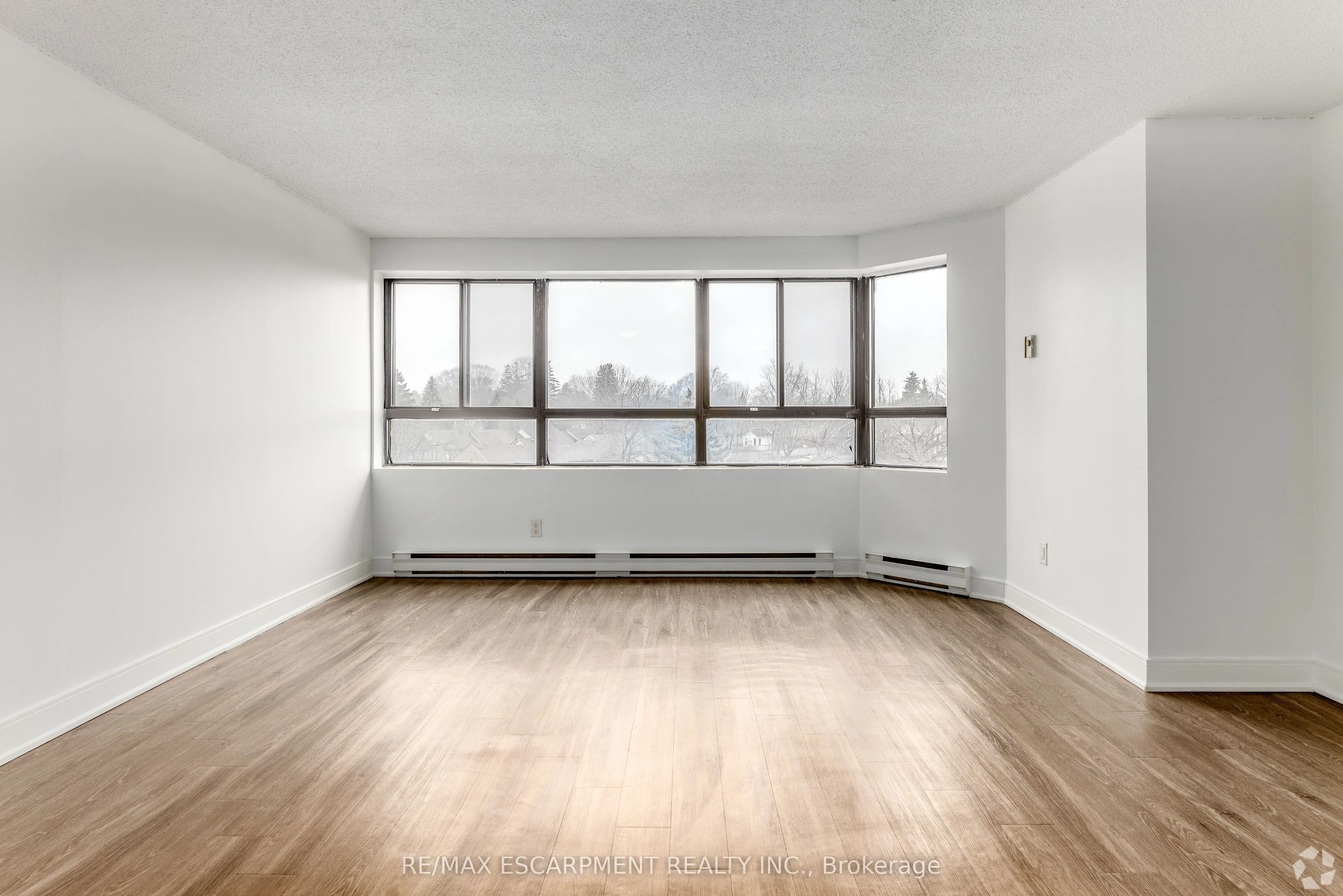 547 Belmont Avenue W #510
