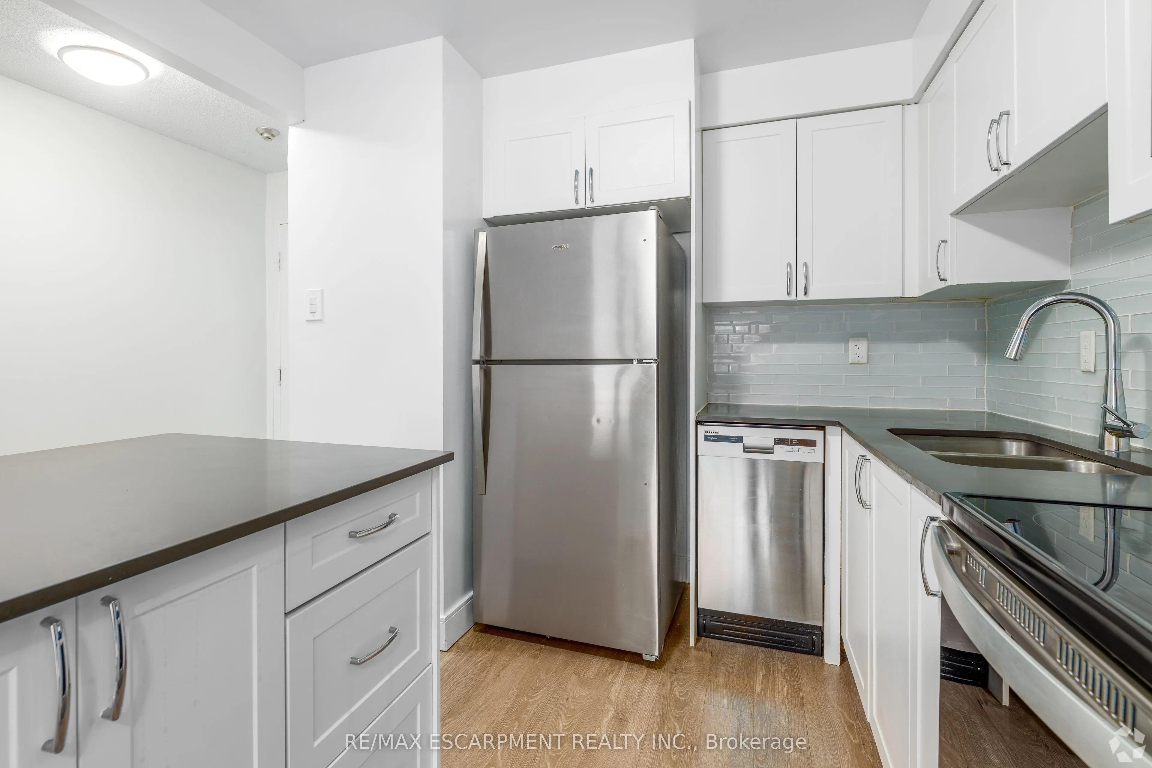 547 Belmont Avenue W #510