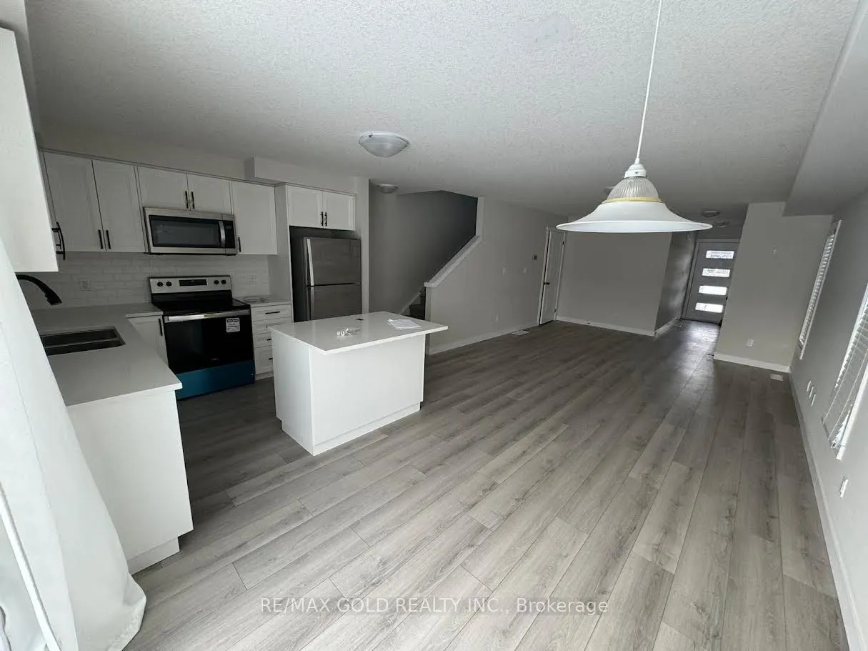 17 Wilkinson Avenue