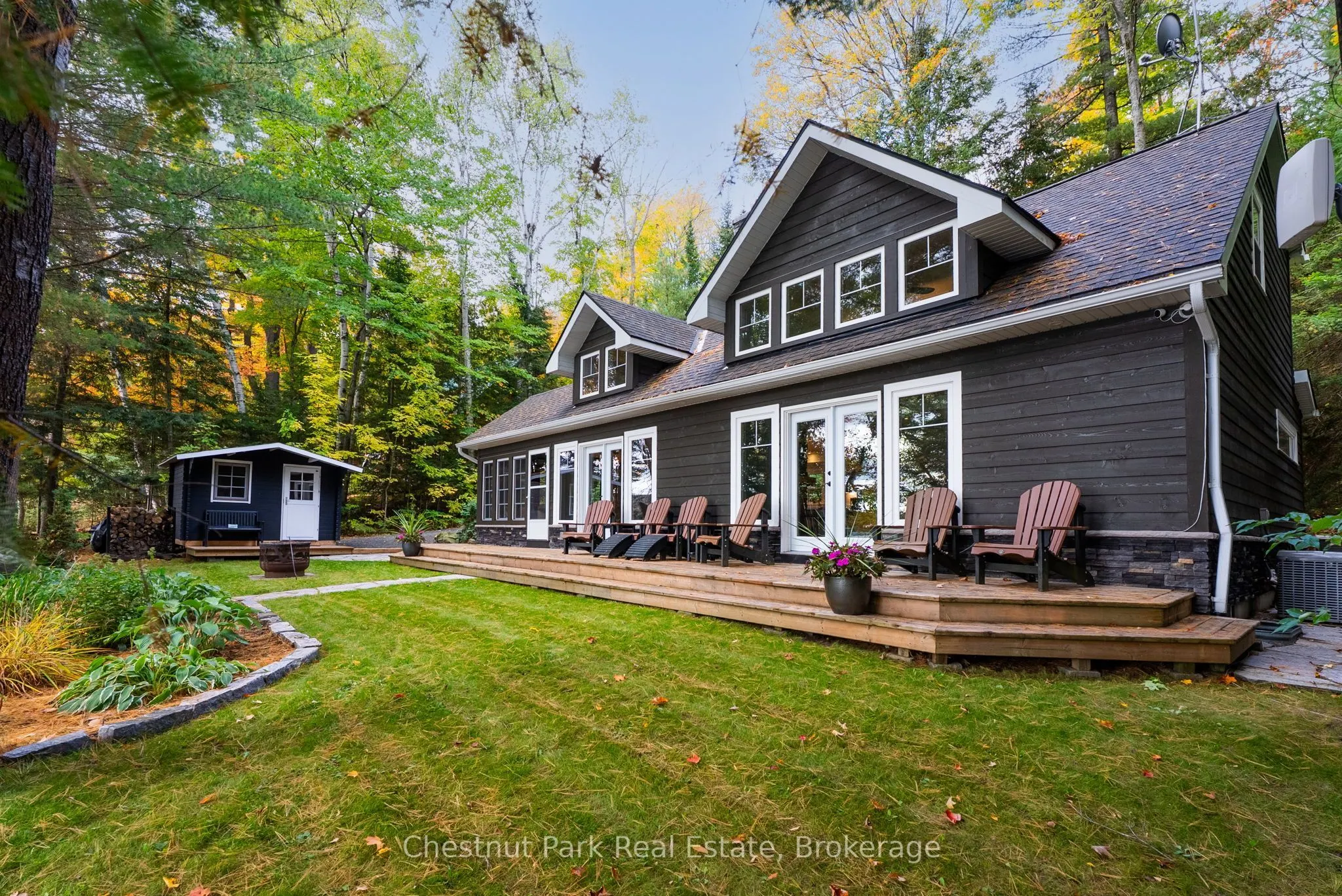 1095 Bayview Avenue