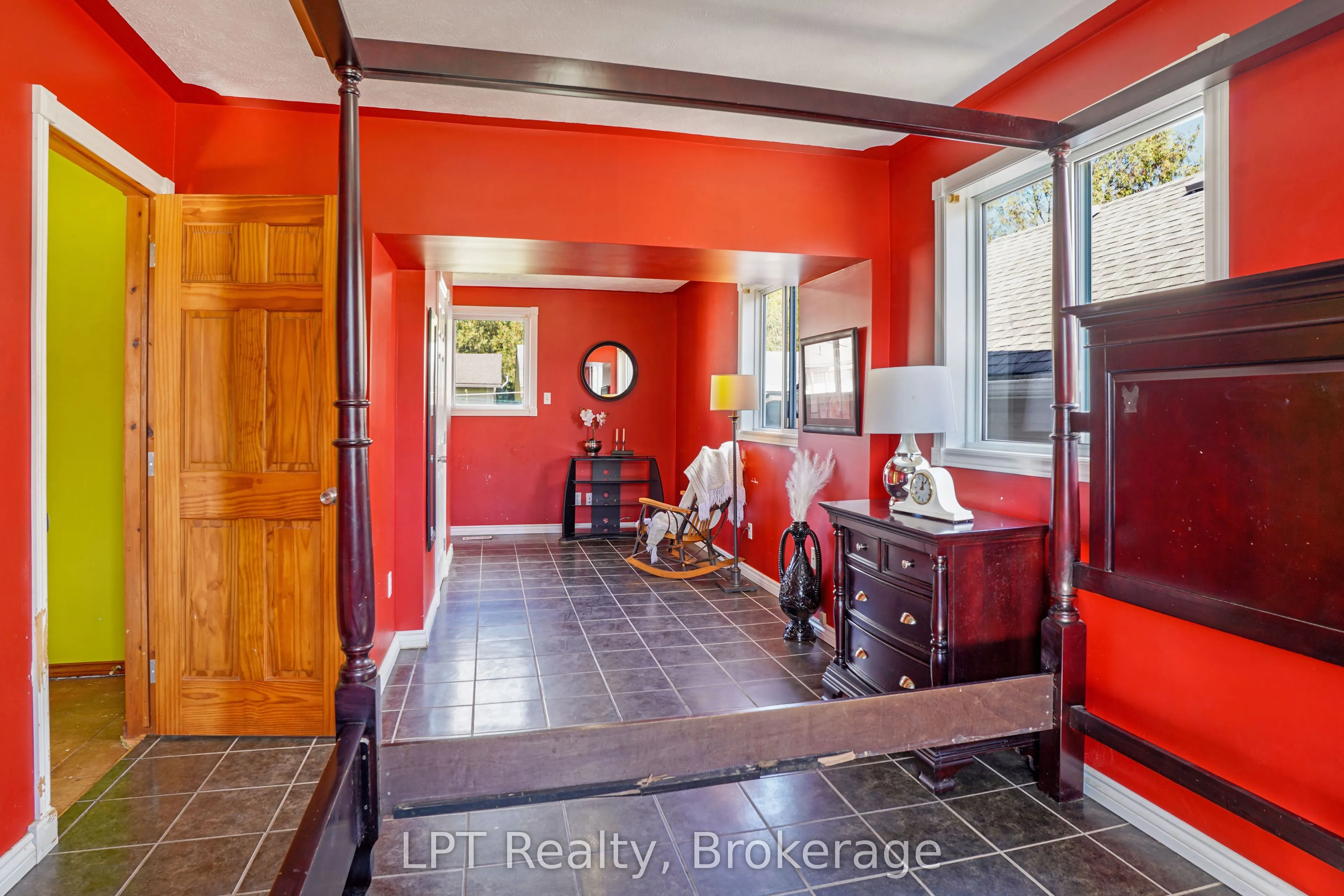 629 John Street
