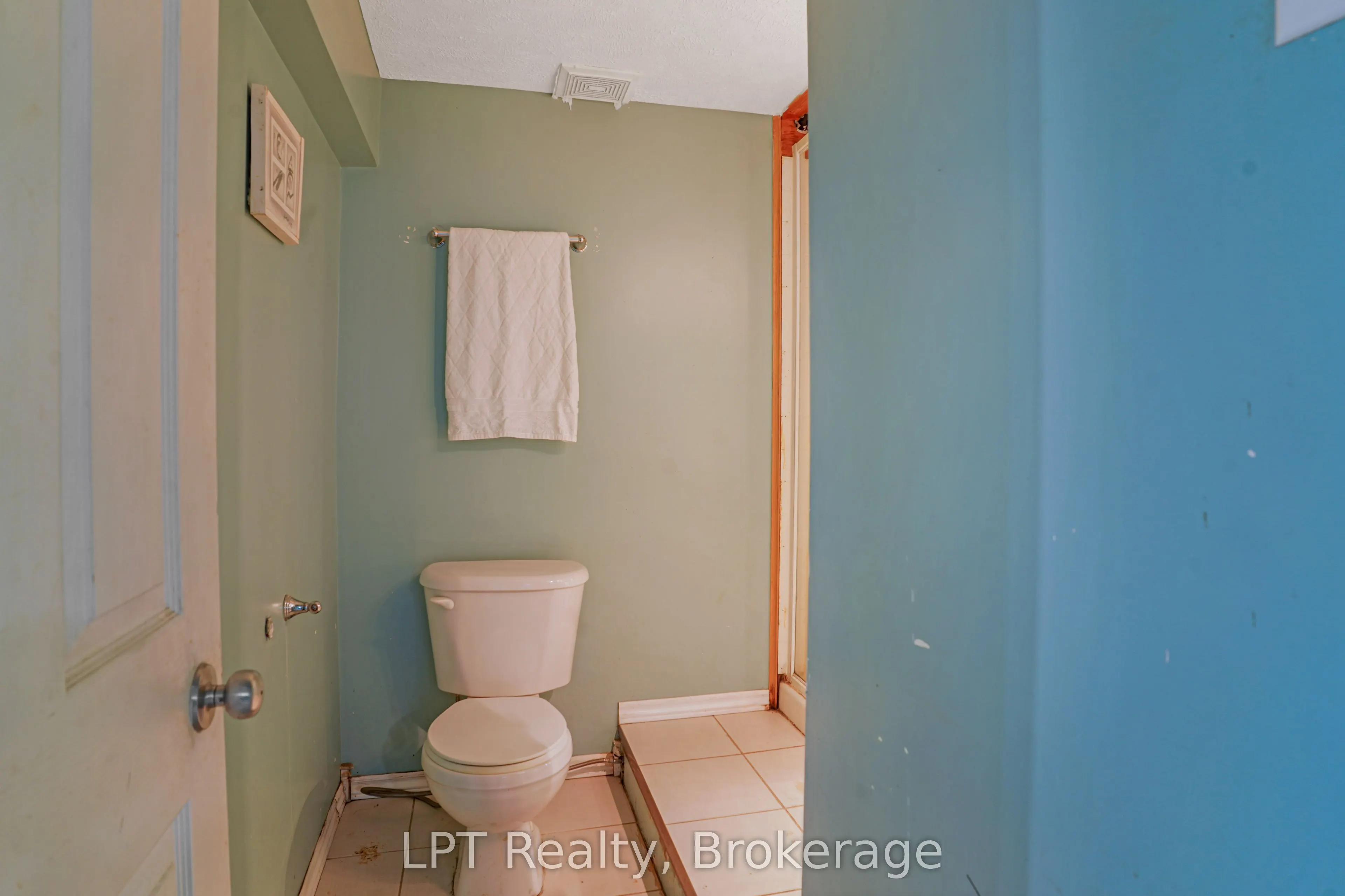 629 John Street