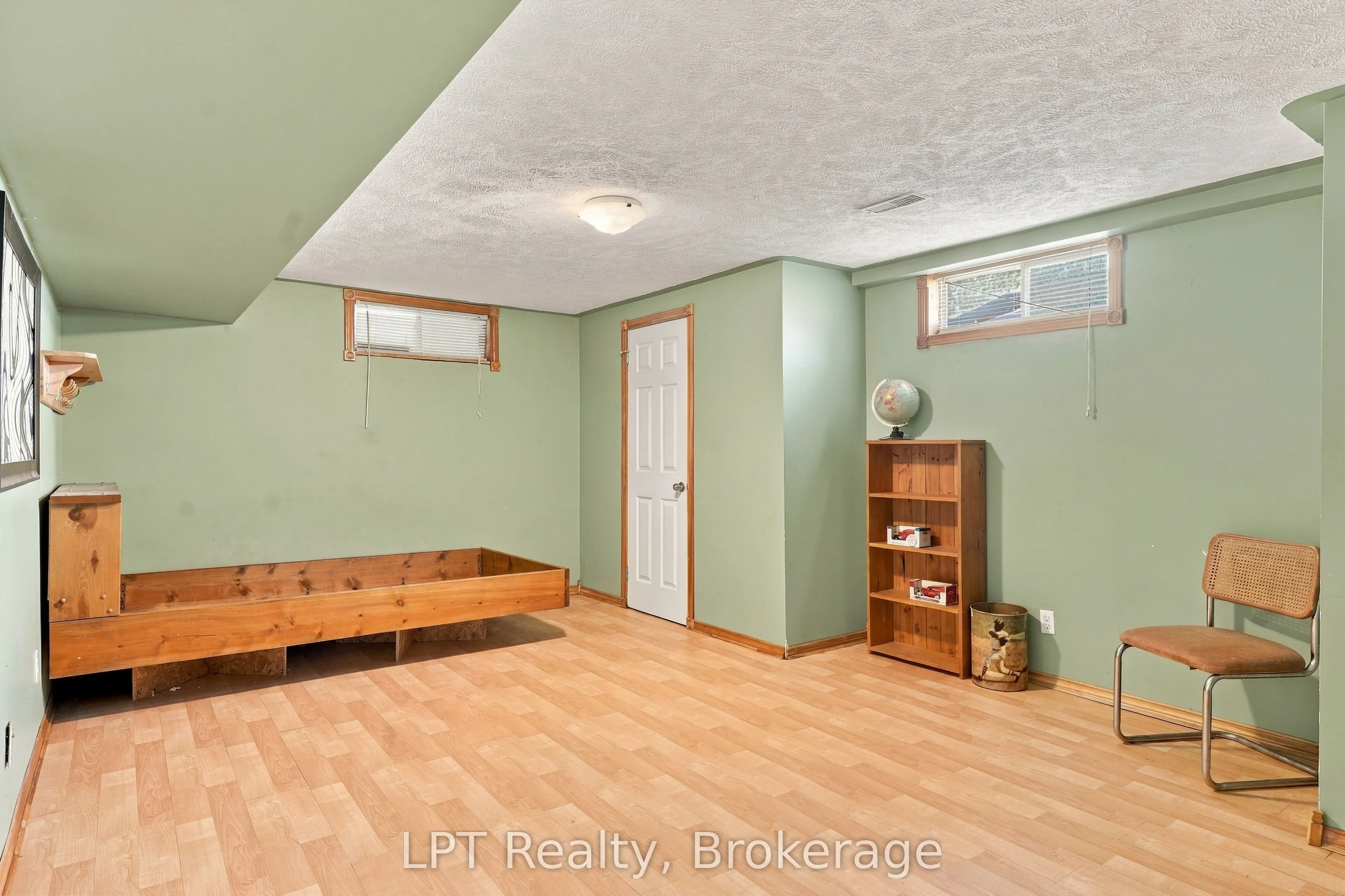 629 John Street