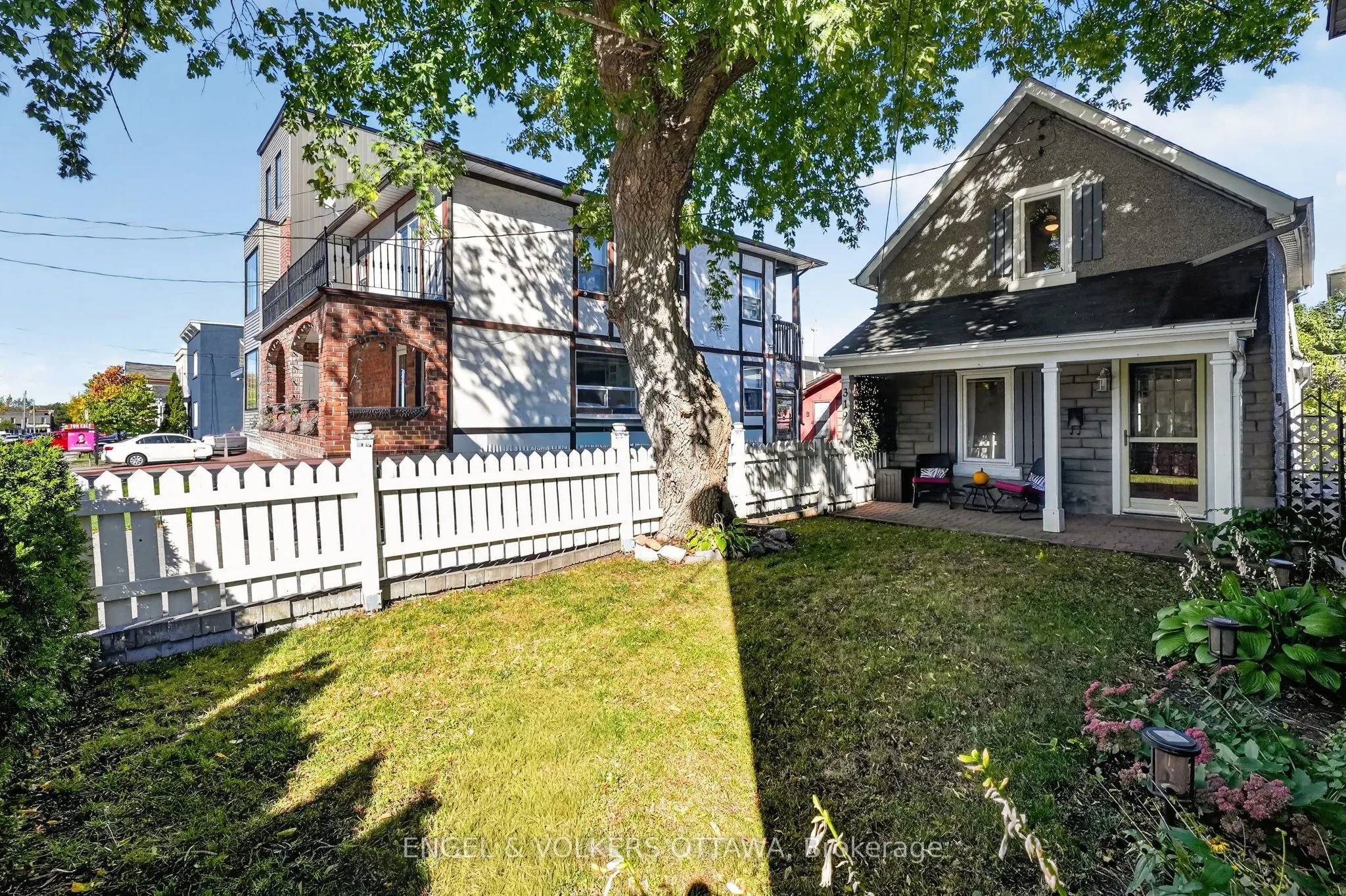 319 Savard Avenue