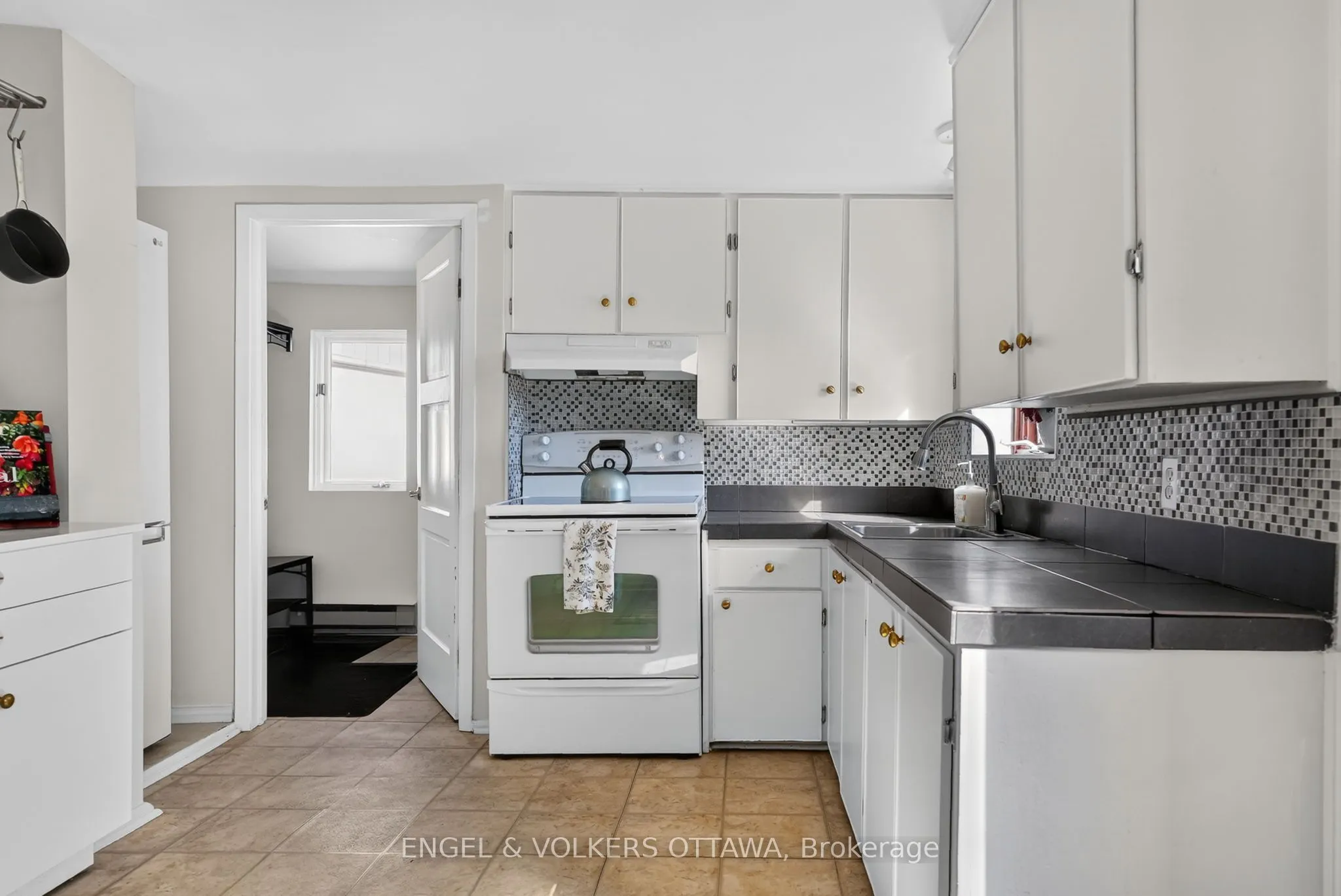 319 Savard Avenue
