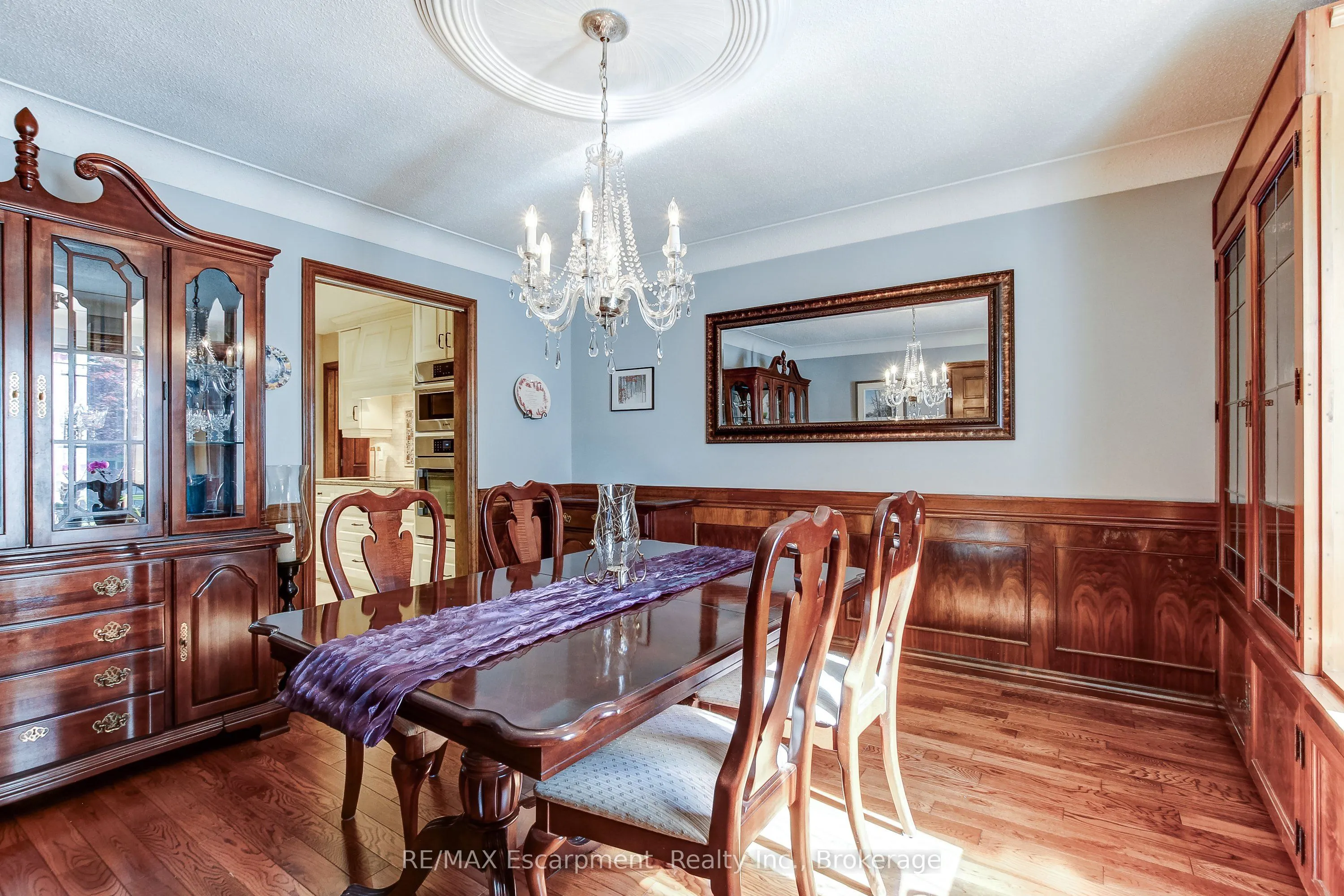 215 Briar Hill Crescent