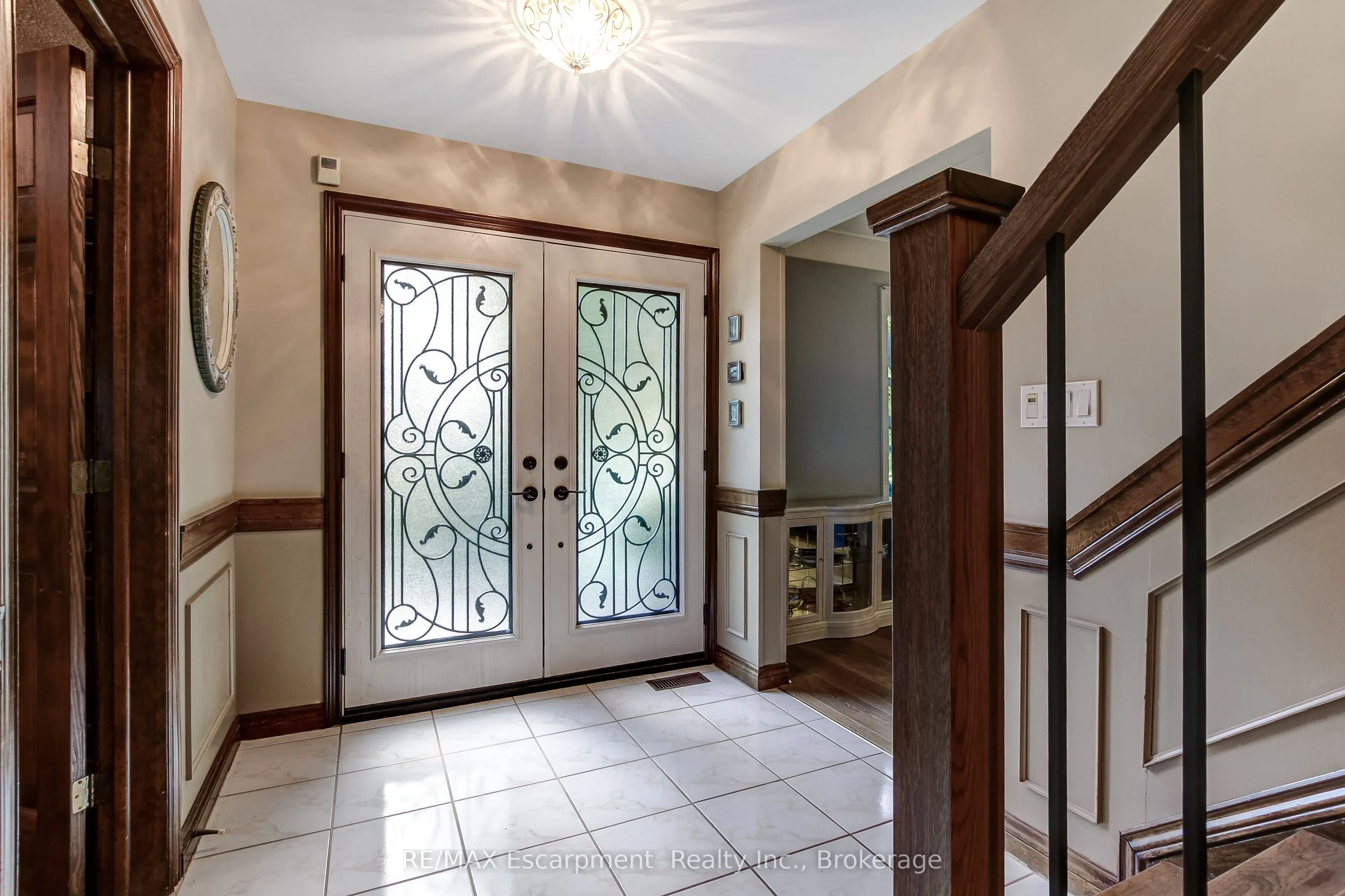 215 Briar Hill Crescent