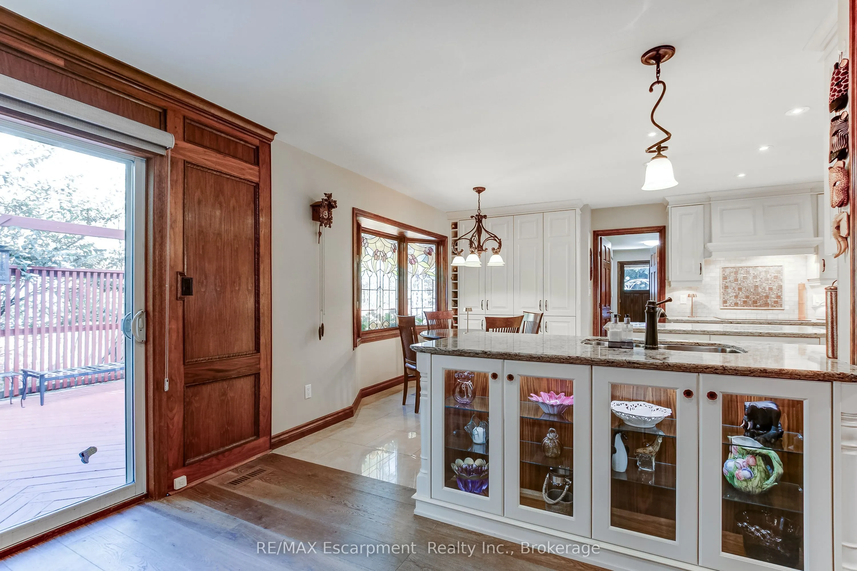 215 Briar Hill Crescent