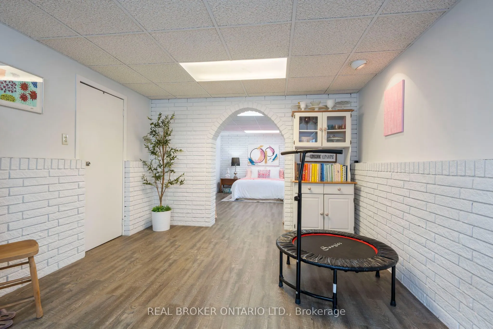 23 Homewood Avenue