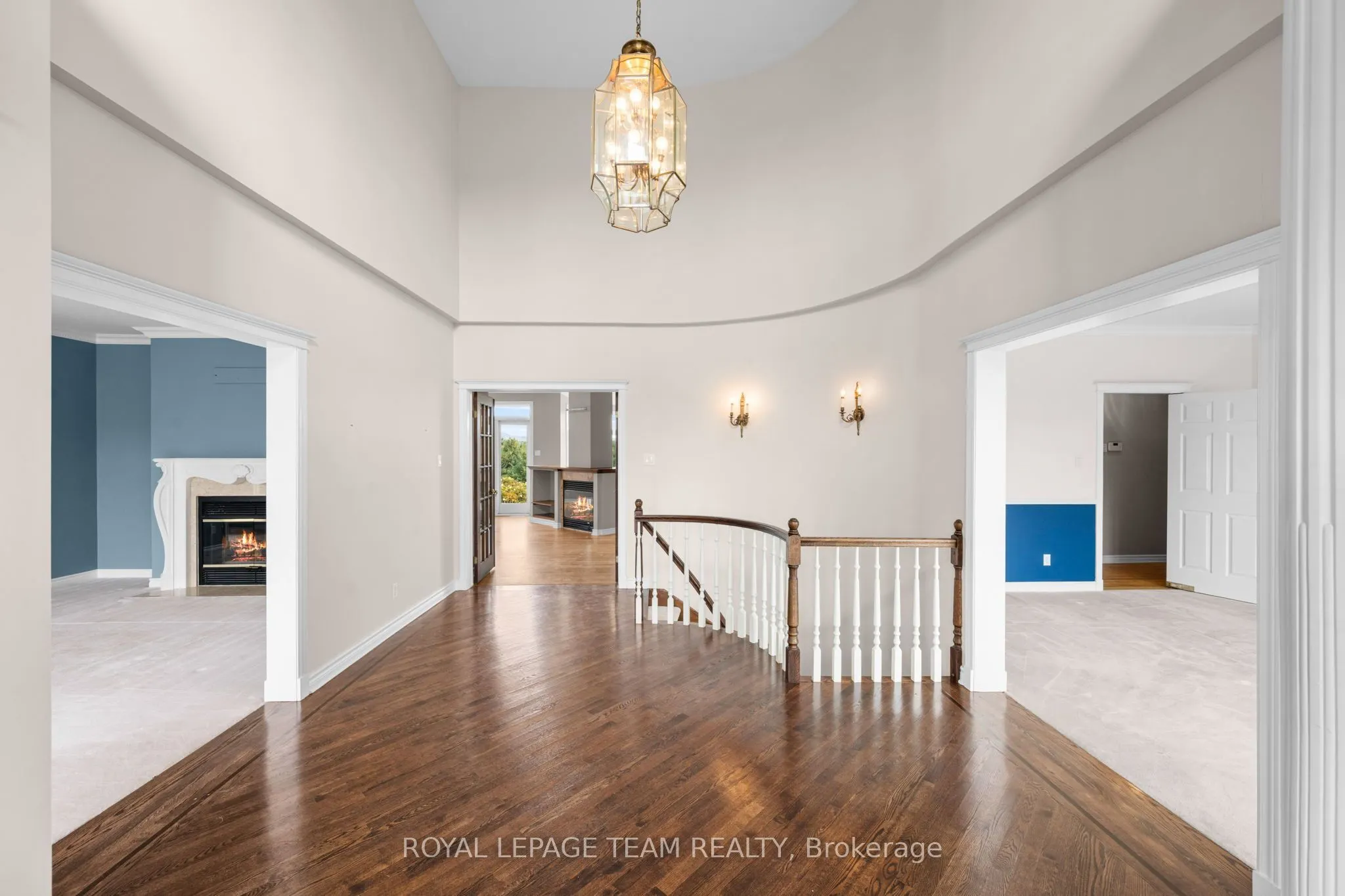 285 Pinhey Point Road