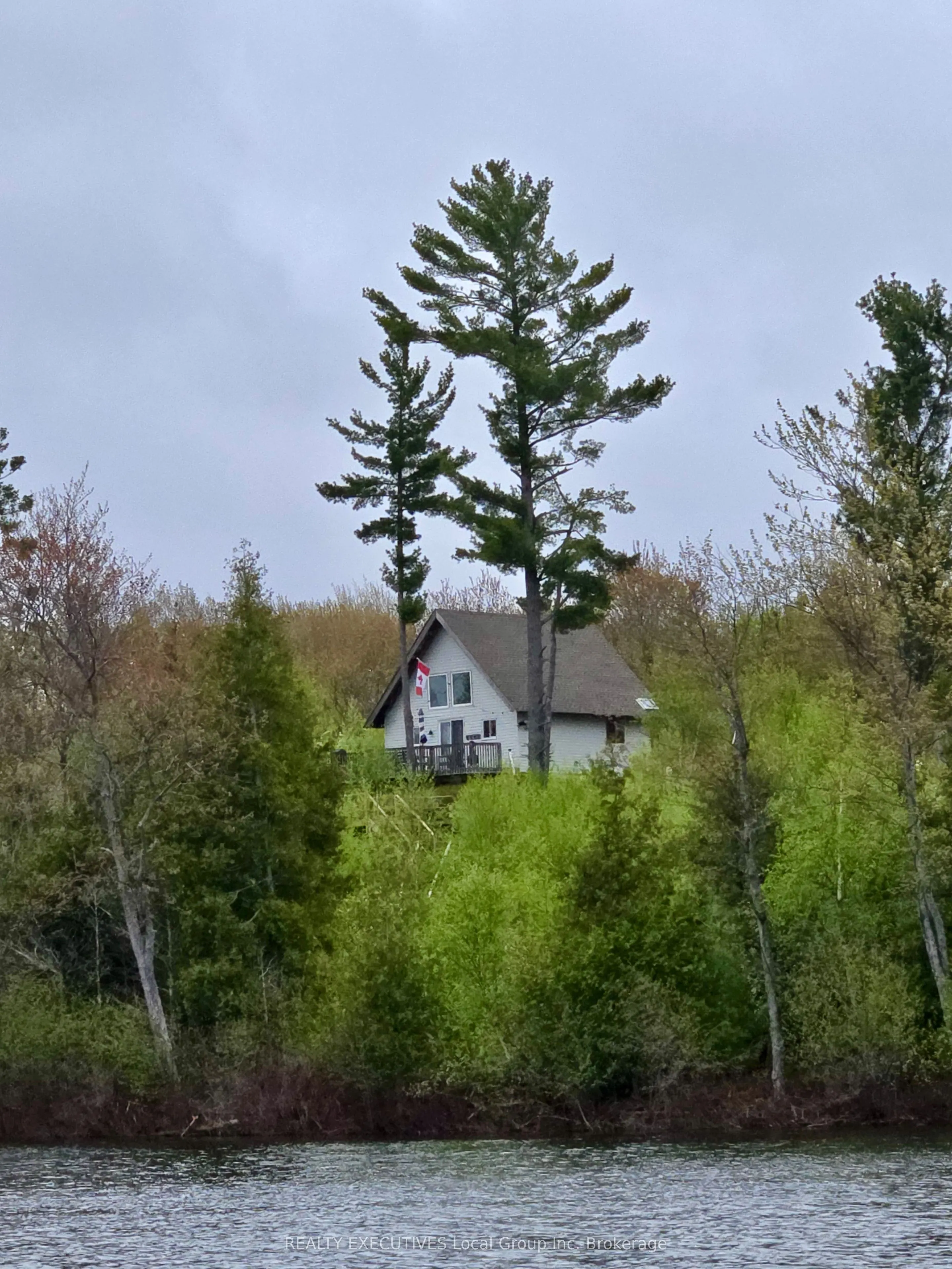 LOT 5 Grand Trunk Island