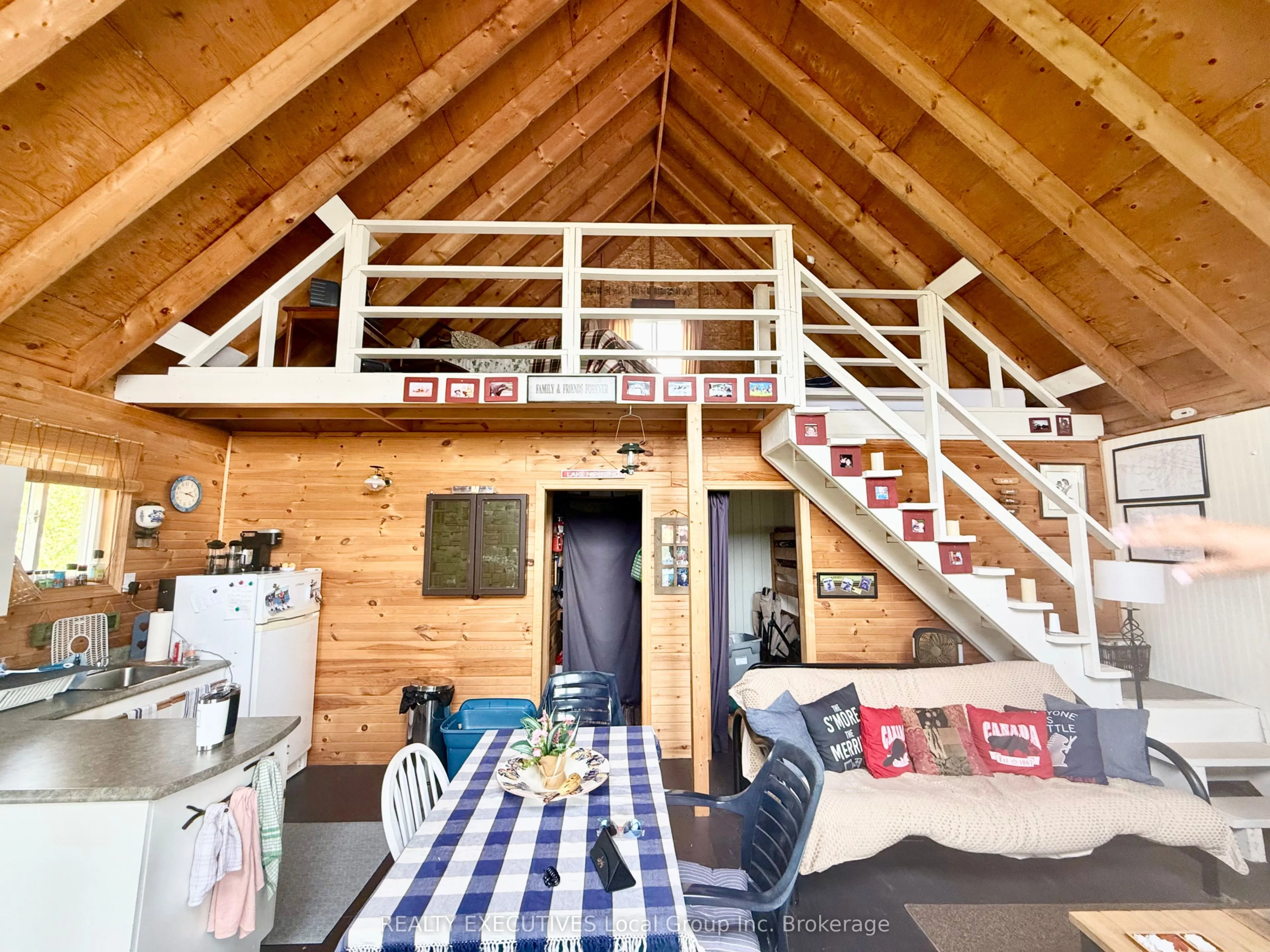 LOT 5 Grand Trunk Island