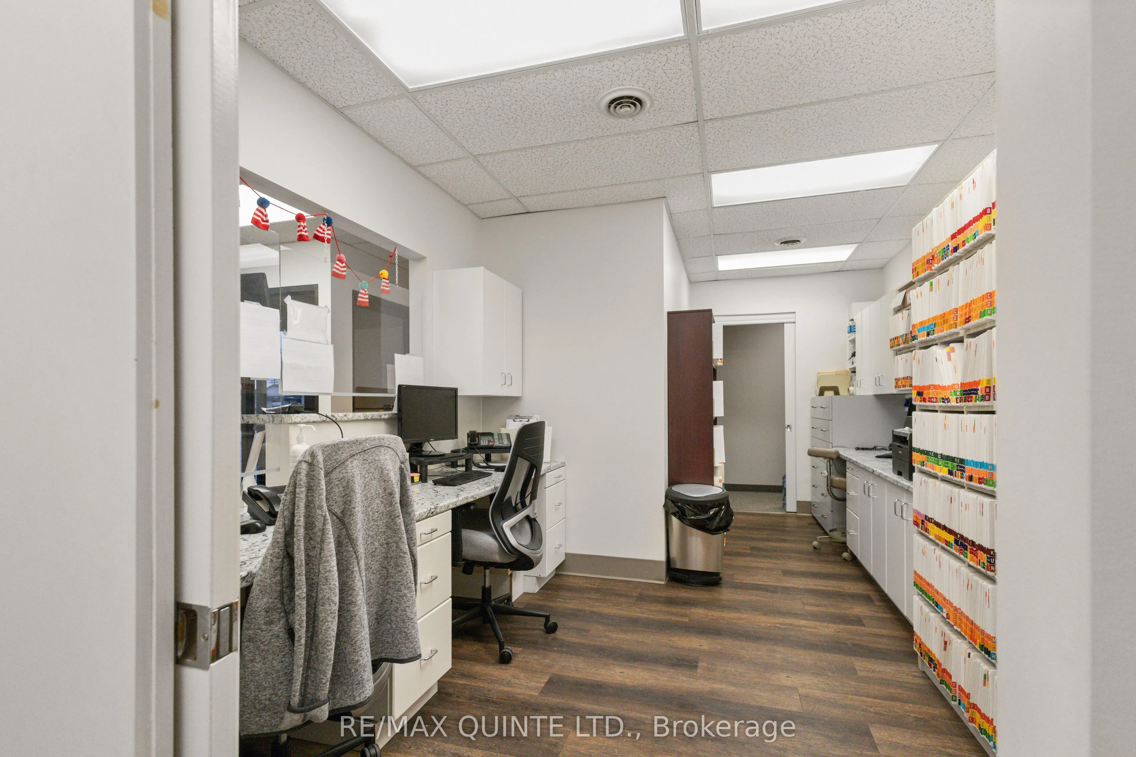 66 Dundas Street E