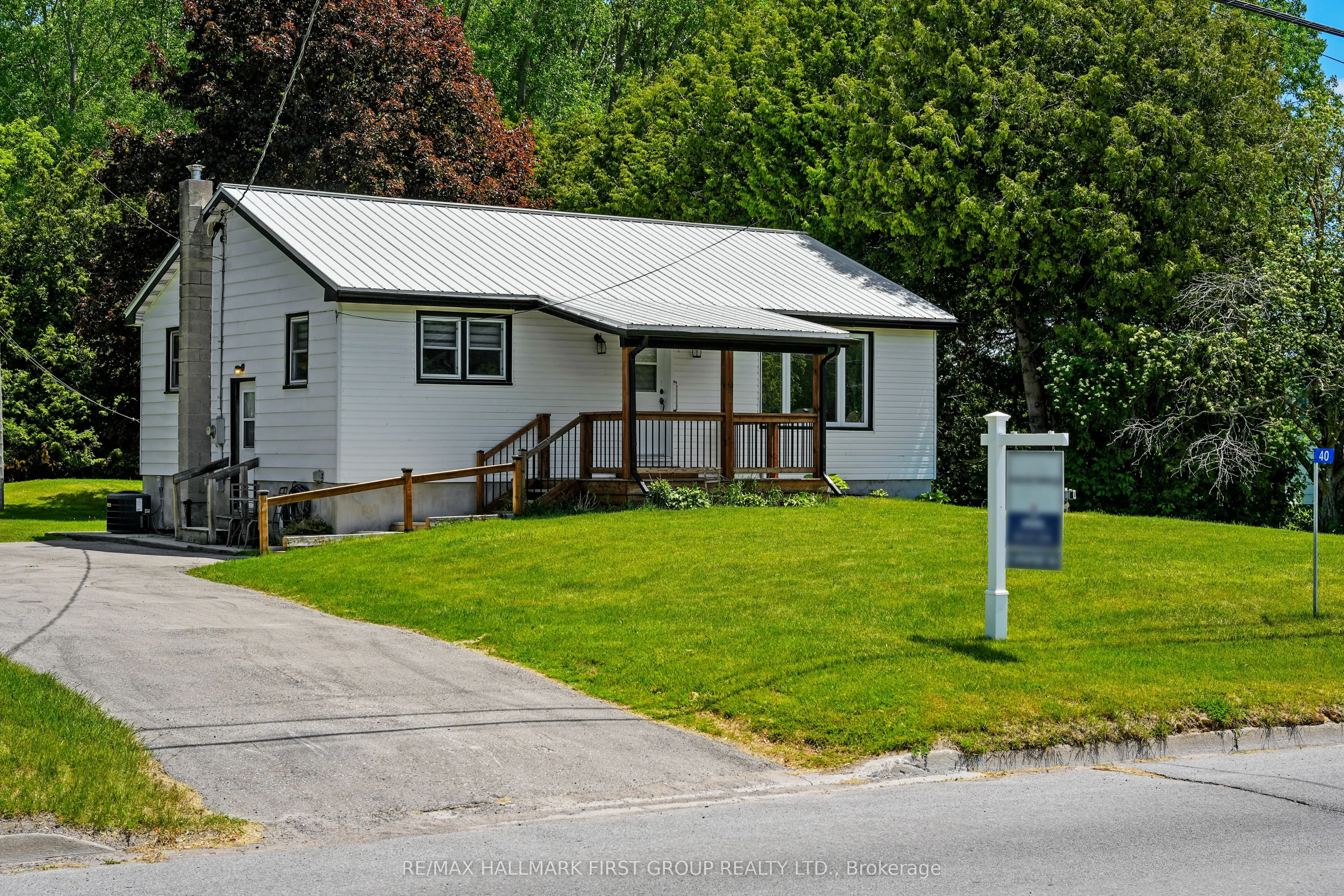 40 Whites Road