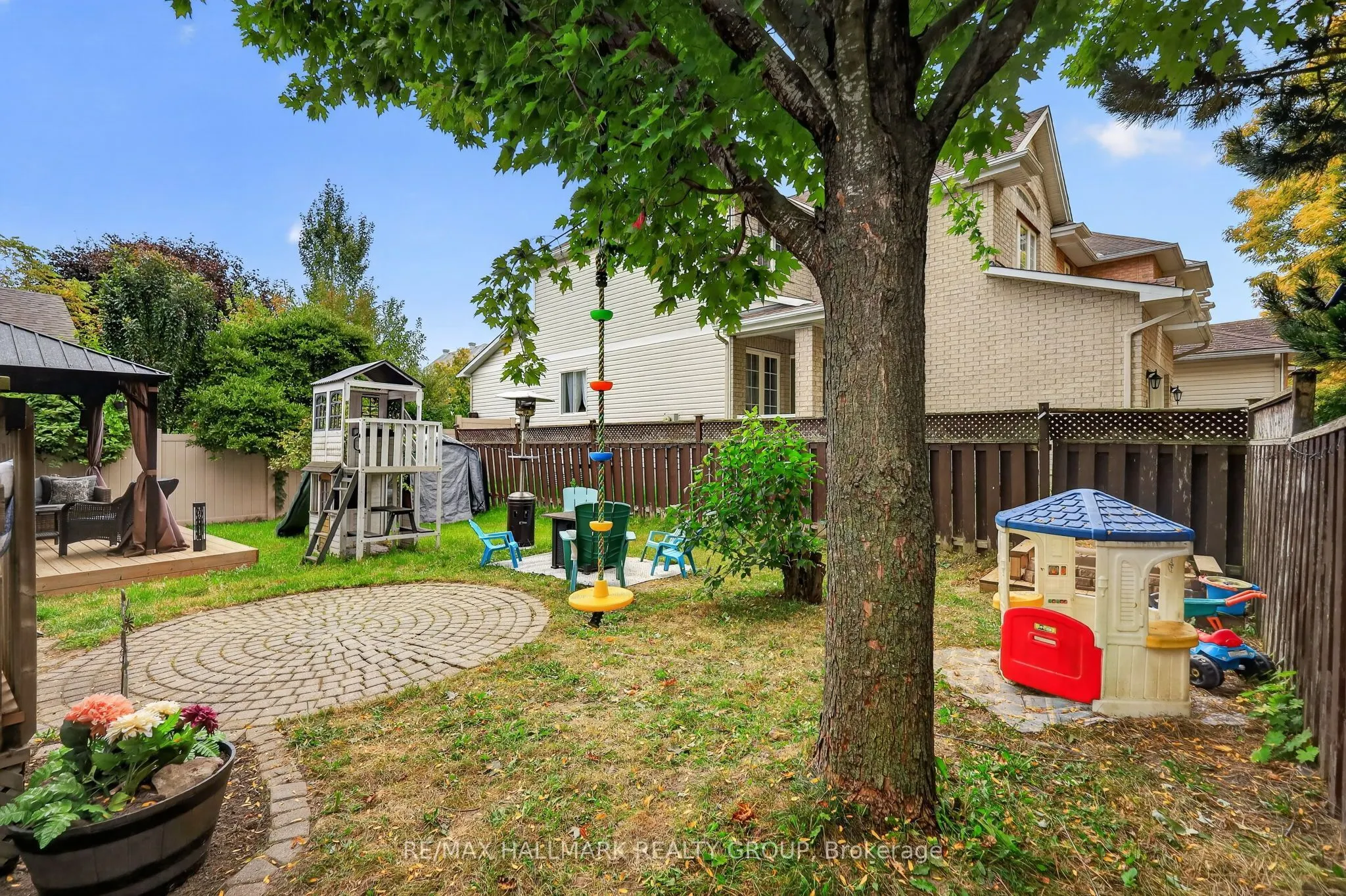 23 North Harrow Drive